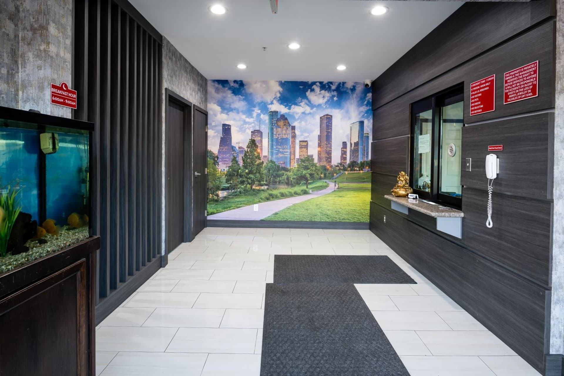 Moonlight Suites - Houston/George Bush Int'l Airport
