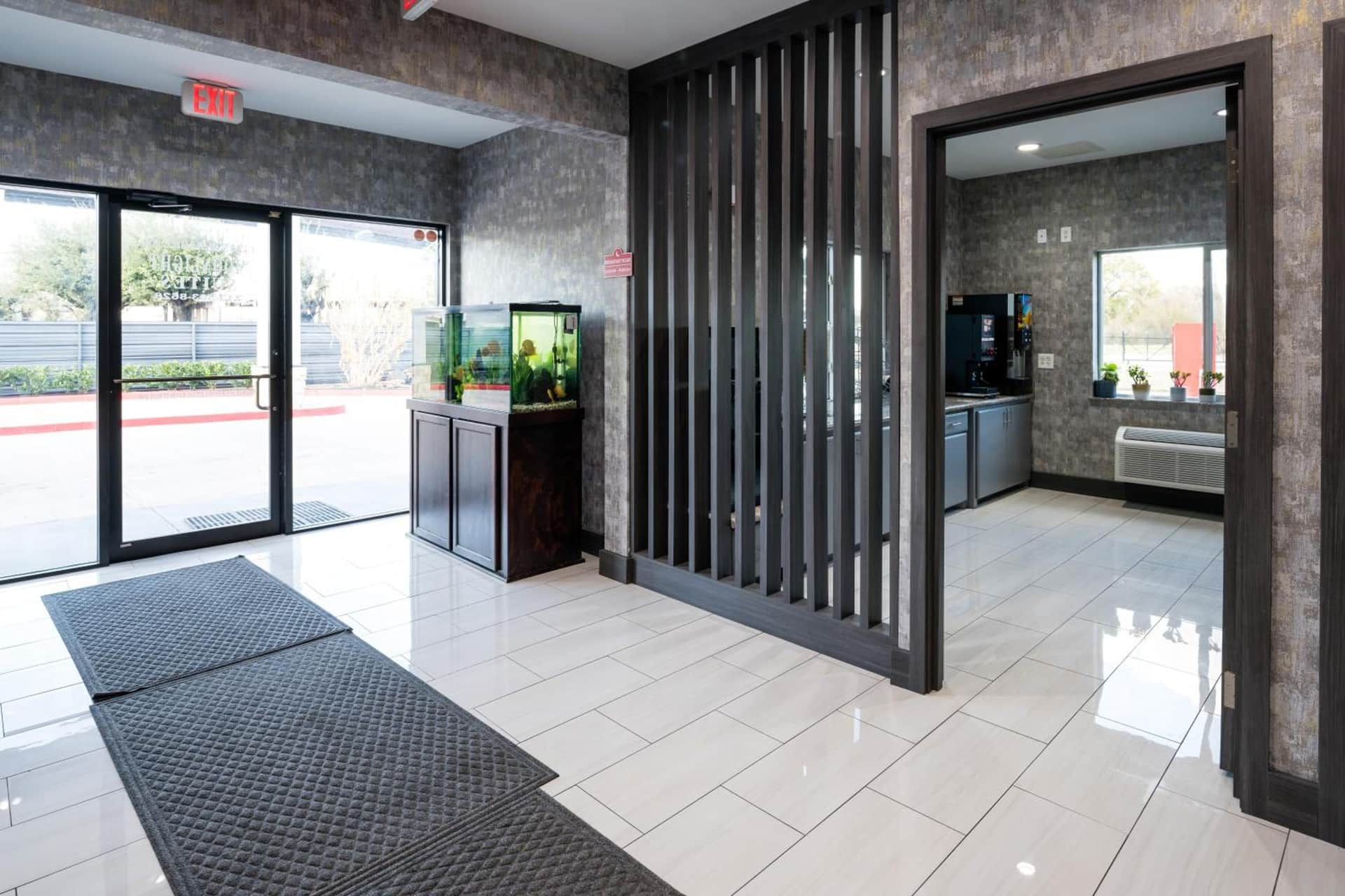 Moonlight Suites - Houston/George Bush Int'l Airport