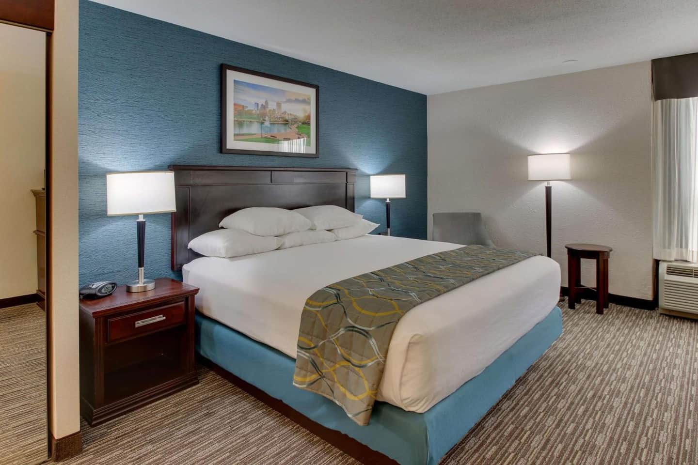 Best Western PLUS INDIANAPOLIS NORTH AT PYRAMIDS