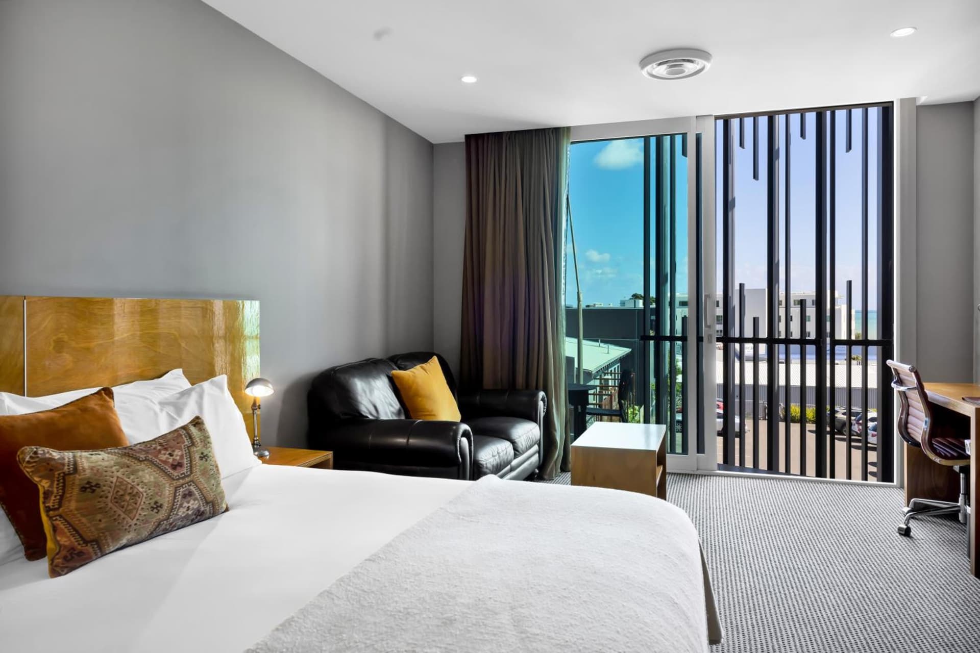 King and Queen Hotel Suites New Plymouth