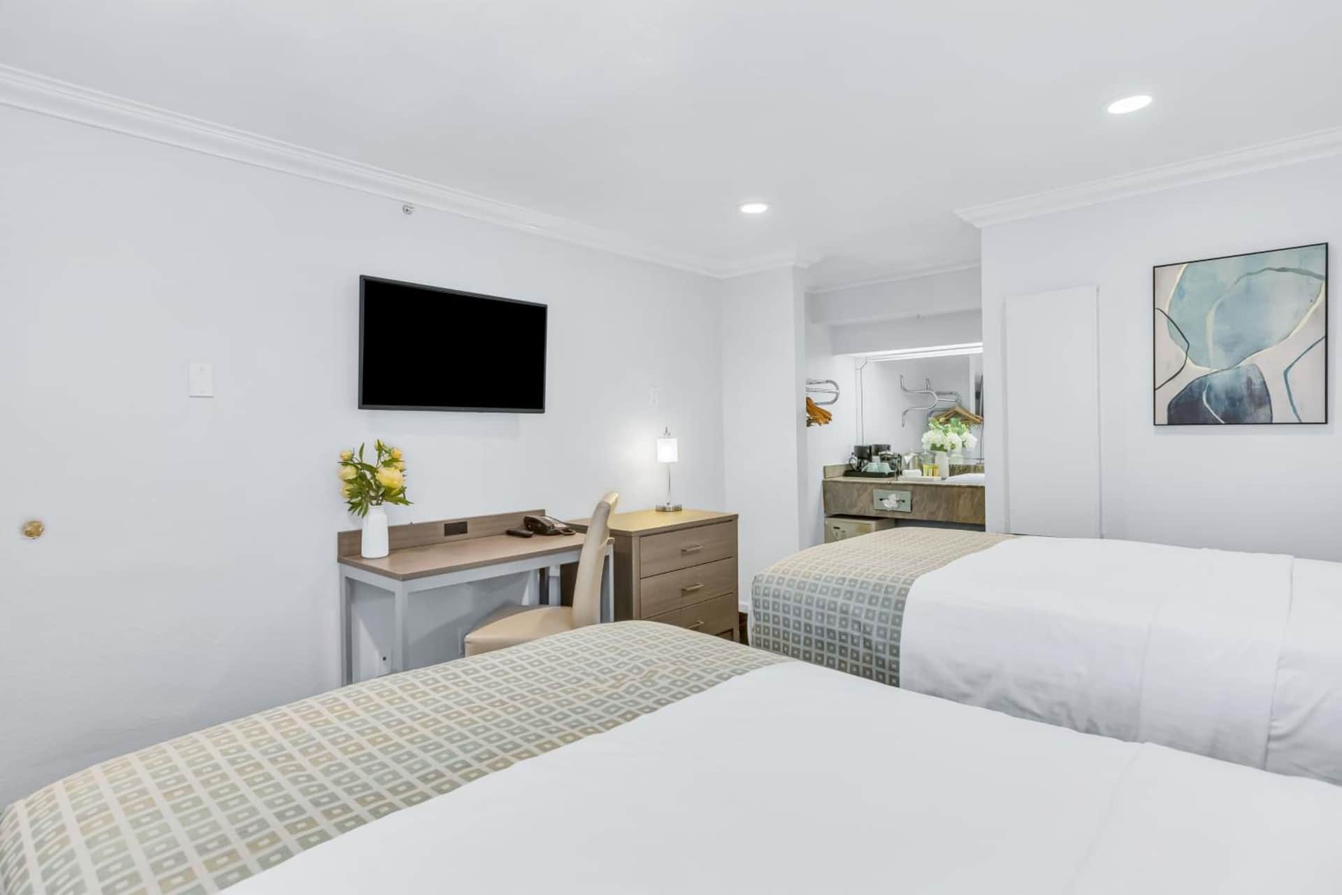 Napa Valley Hotel and Suites