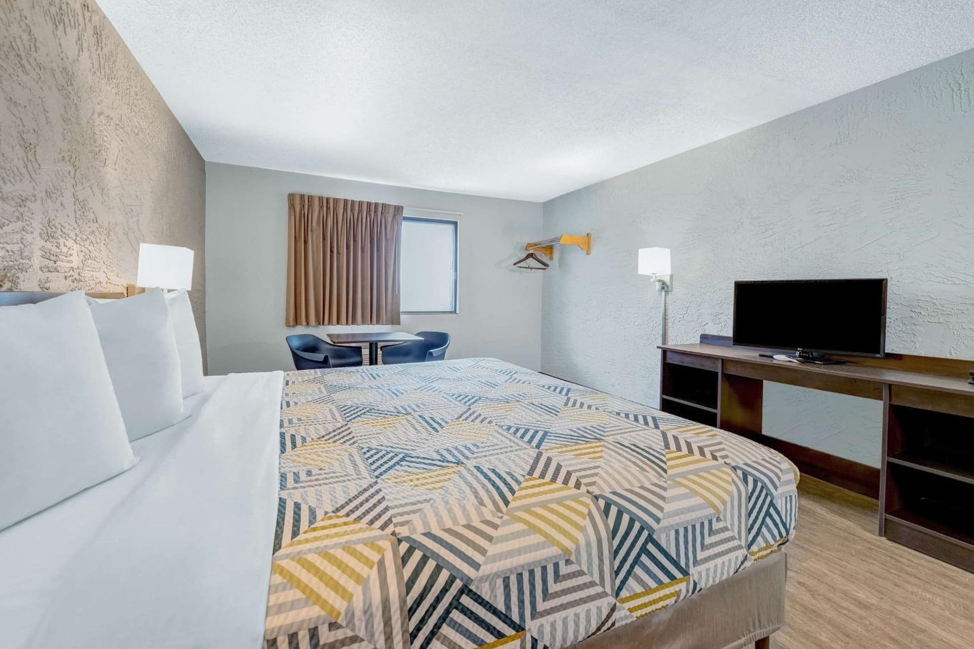 Motel 6 Elk Grove O'Hare