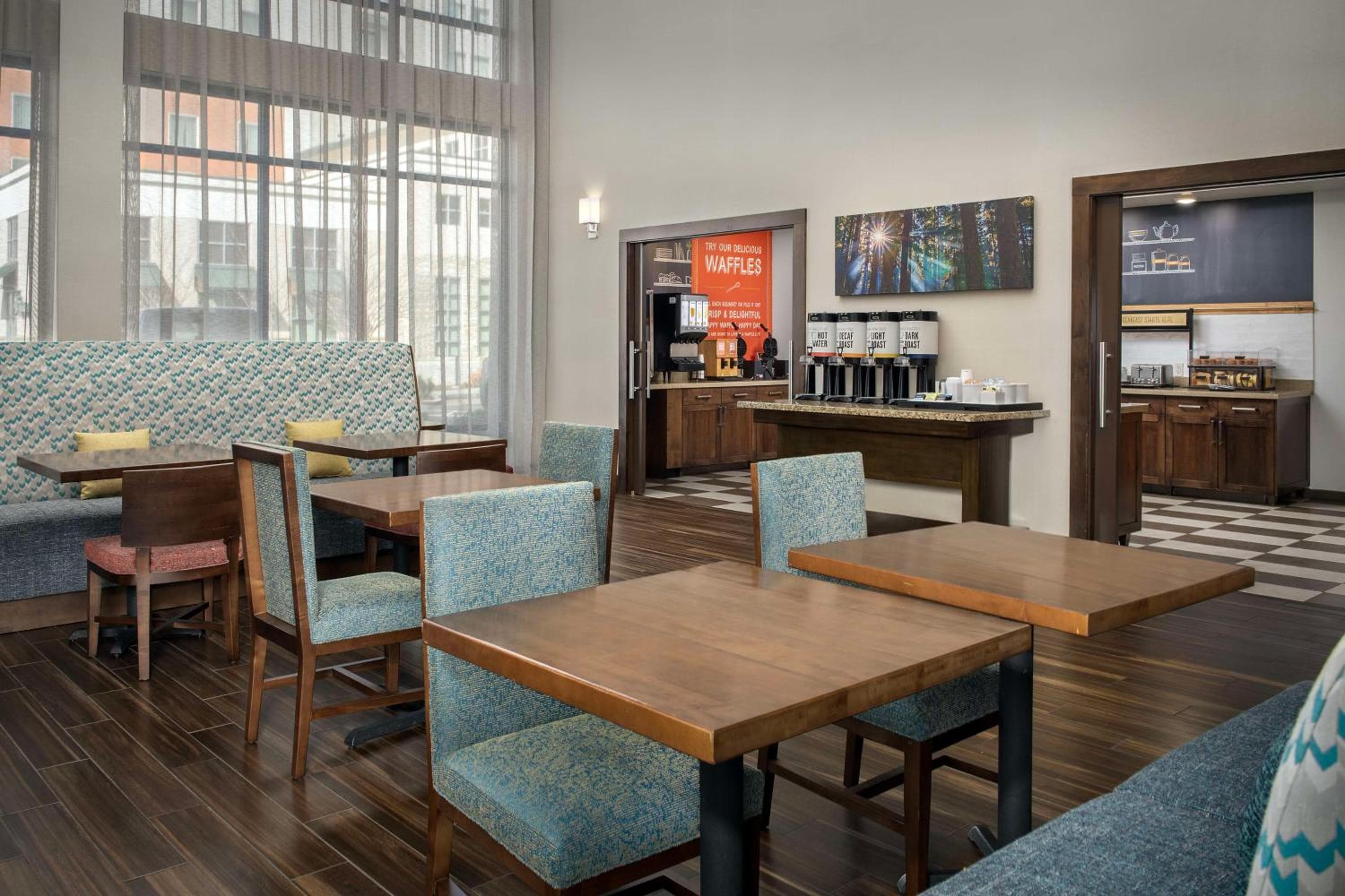 Hampton Inn & Suites Portland/Hillsboro-Evergreen Park