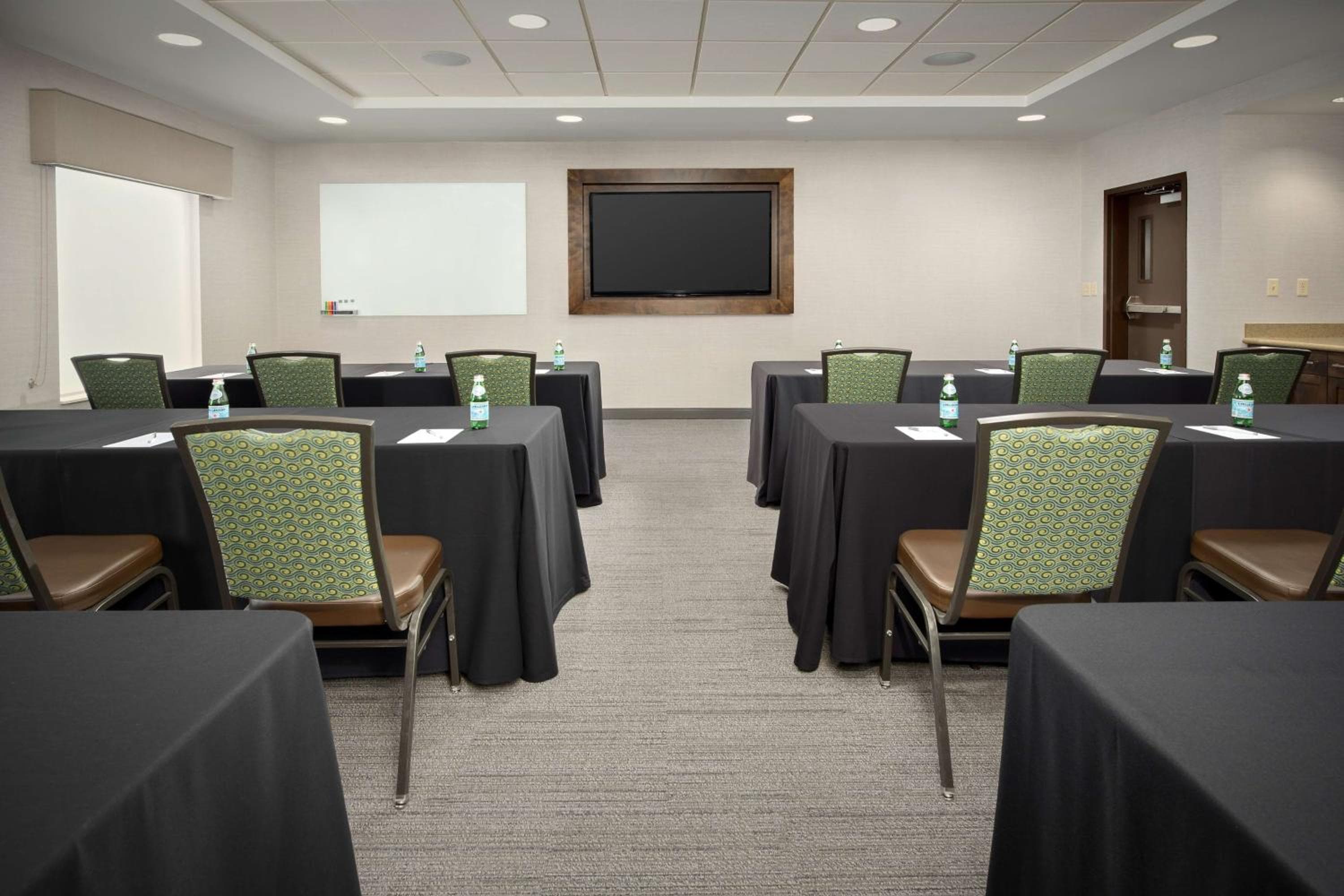 Hampton Inn & Suites by Hilton Portland Hillsboro