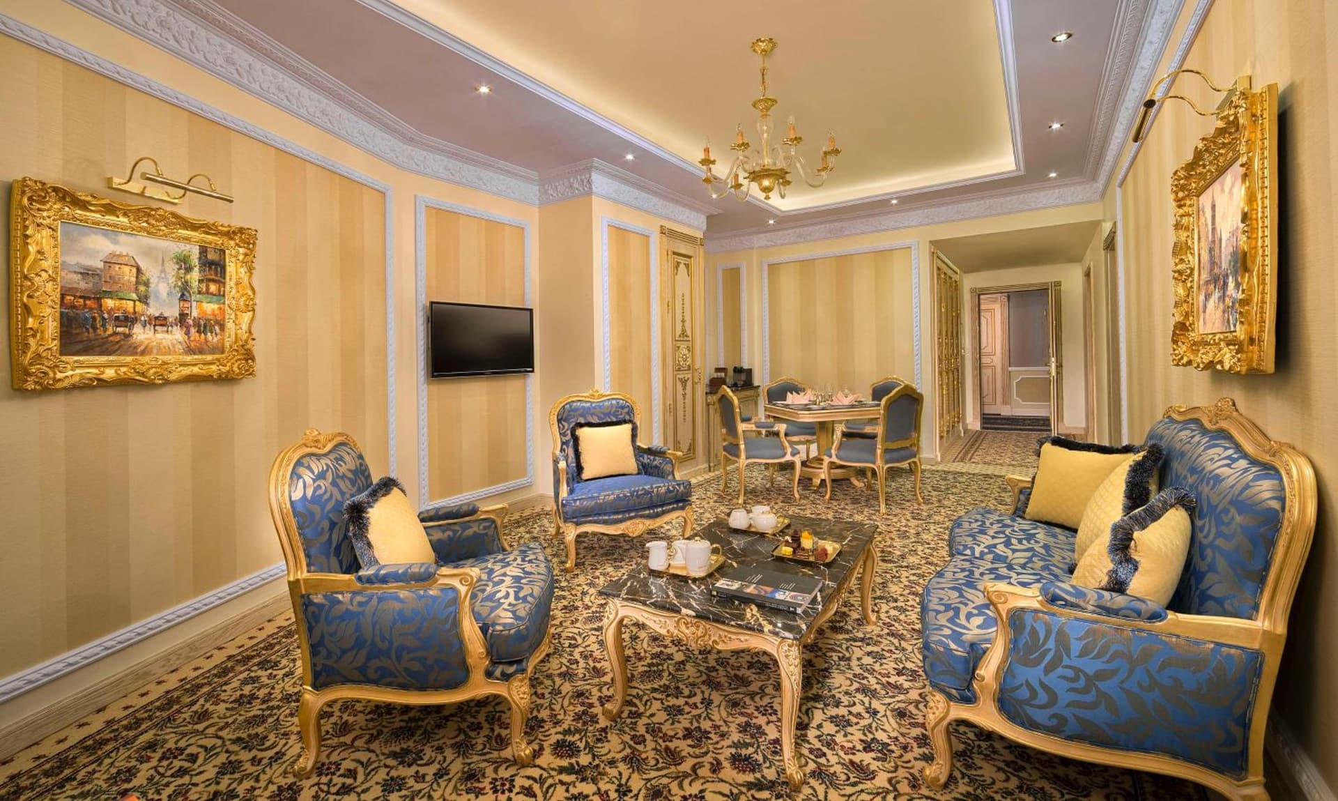 Royal Rose Hotel Abu Dhabi, Curio Collection by Hilton