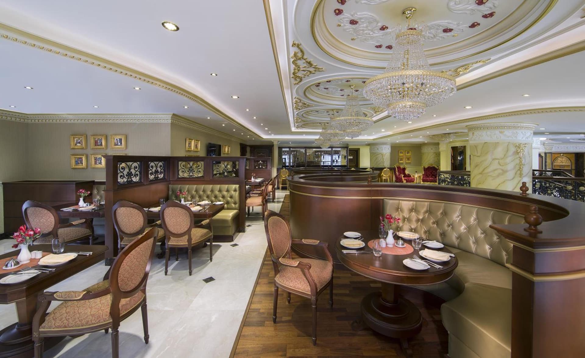 Royal Rose Hotel Abu Dhabi, Curio Collection by Hilton