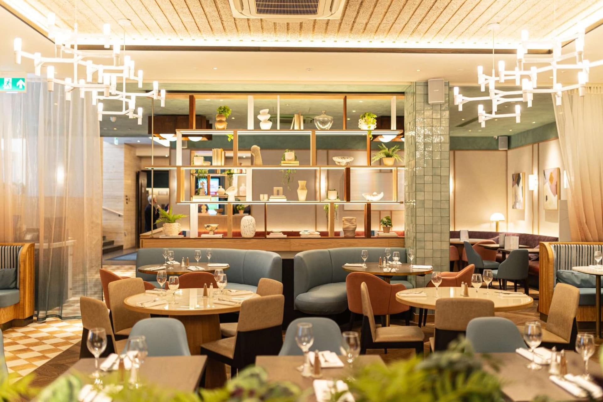 DoubleTree by Hilton London - Victoria
