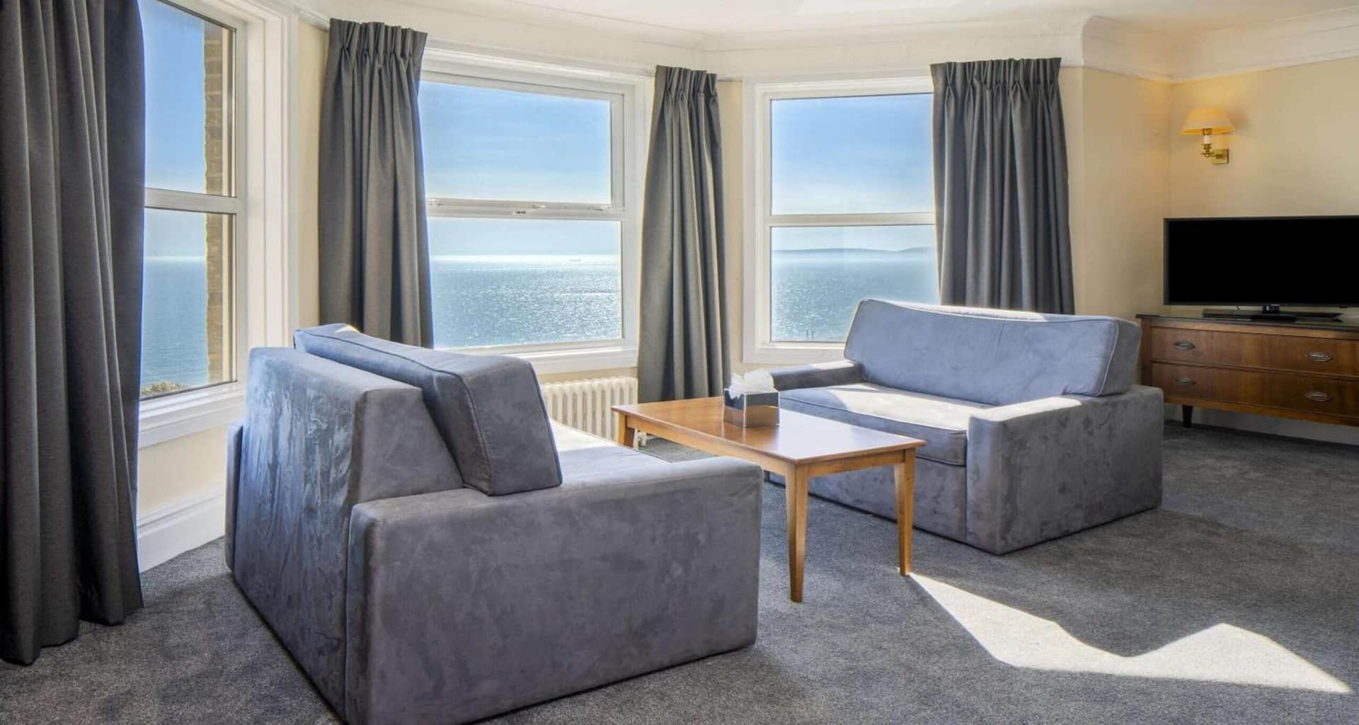 Bournemouth Carlton Hotel, By Belvilla
