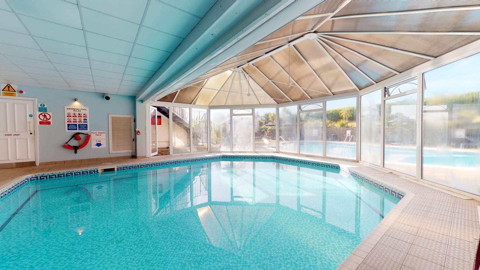 Bournemouth Carlton Hotel, By Belvilla