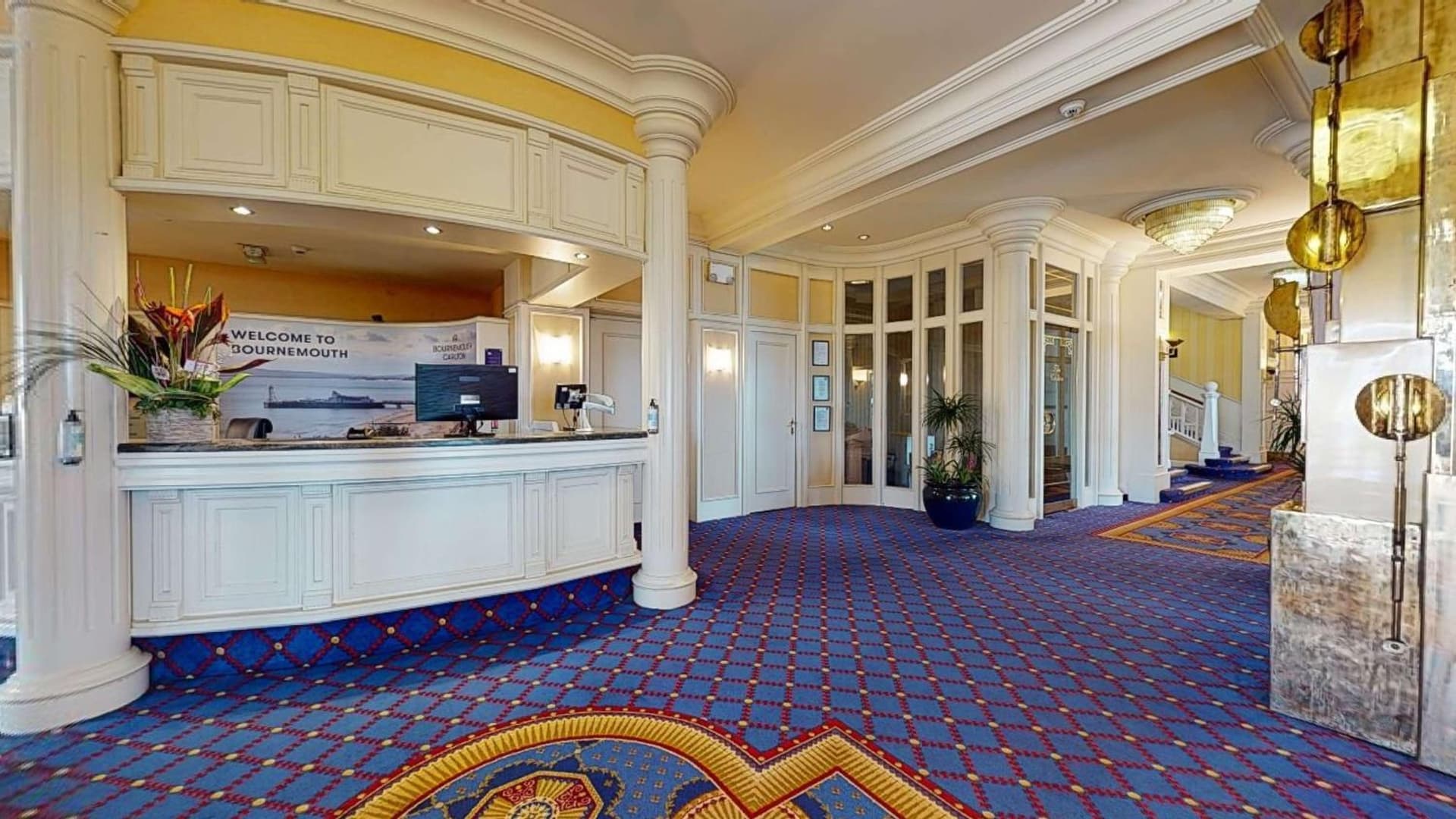 Bournemouth Carlton Hotel, By Belvilla