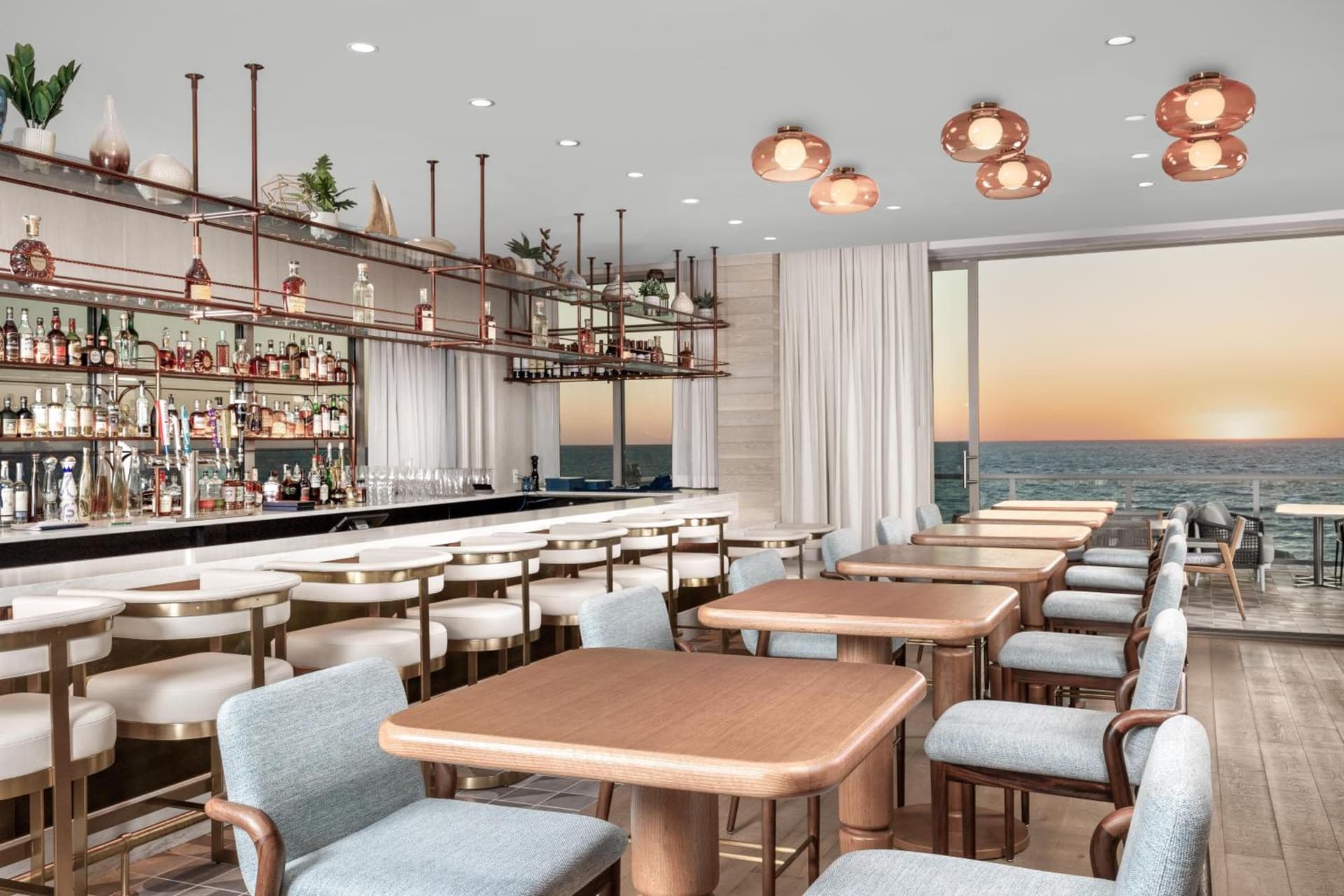 The Hiatus Clearwater Beach, Curio Collection by Hilton