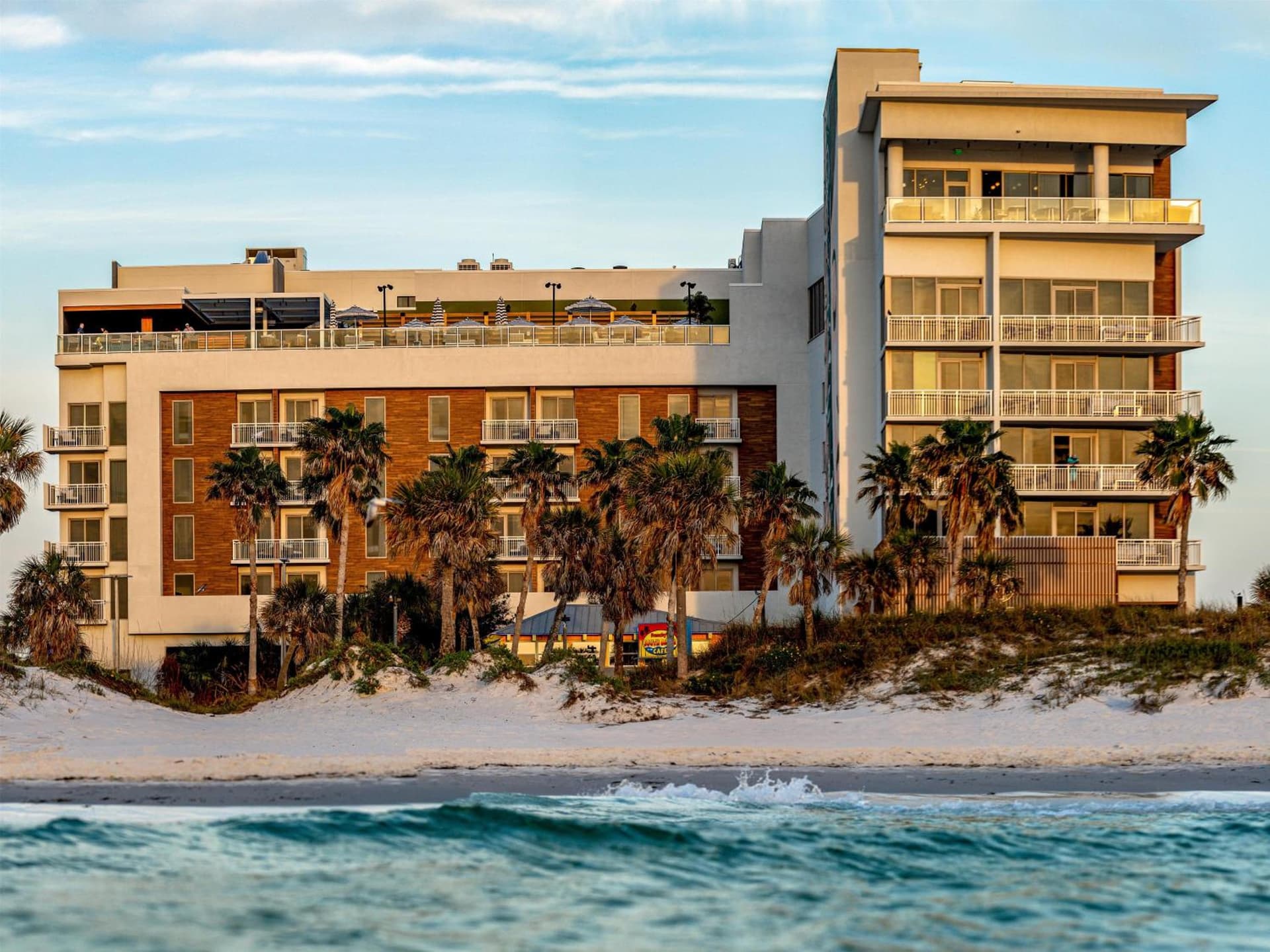 The Hiatus Clearwater Beach, Curio Collection by Hilton