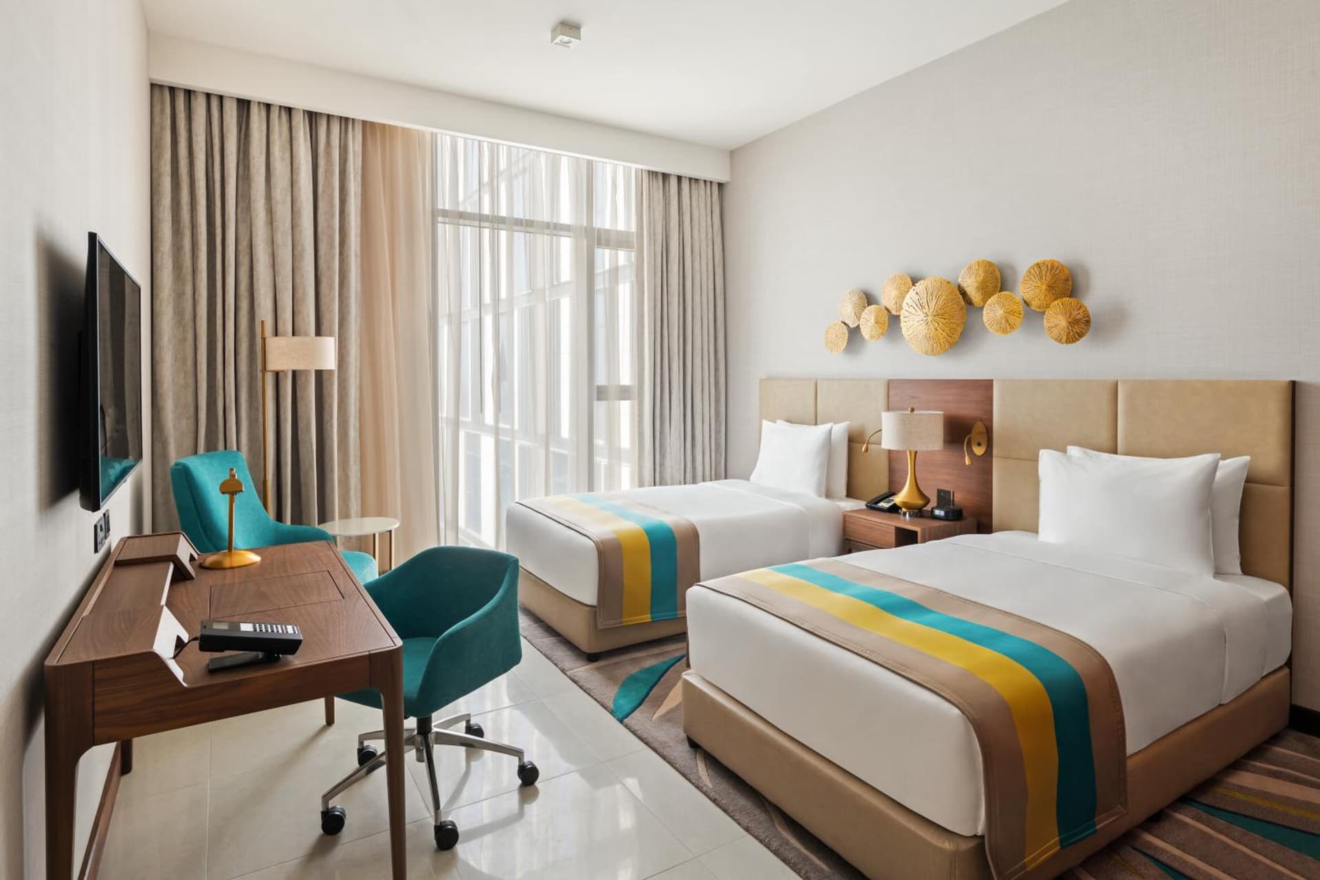 Holiday Inn Dubai Al-Maktoum Airport by IHG