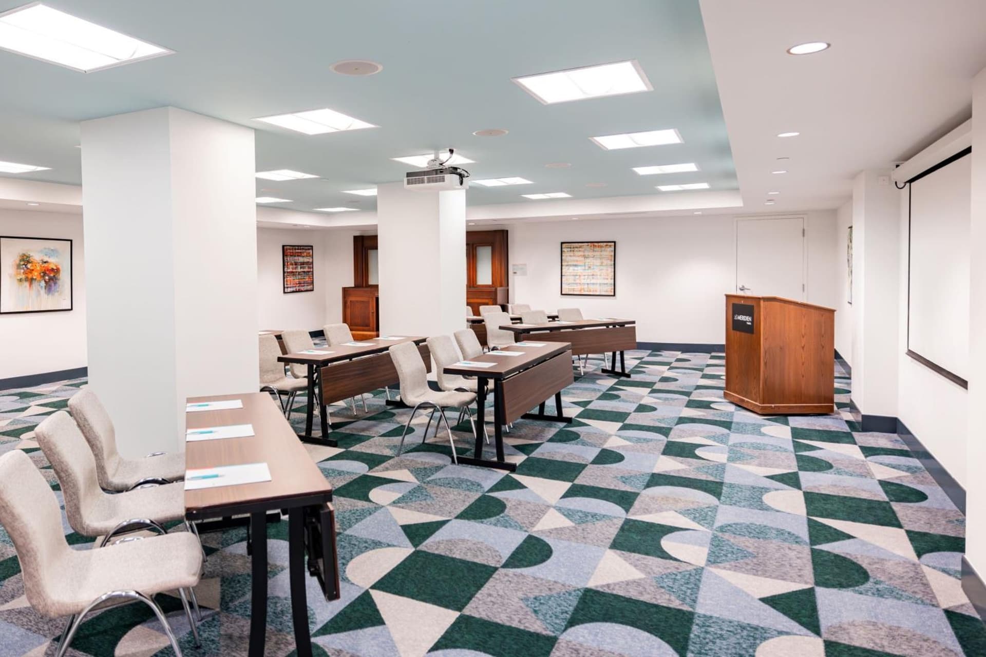Le Meridien Tampa, The Courthouse