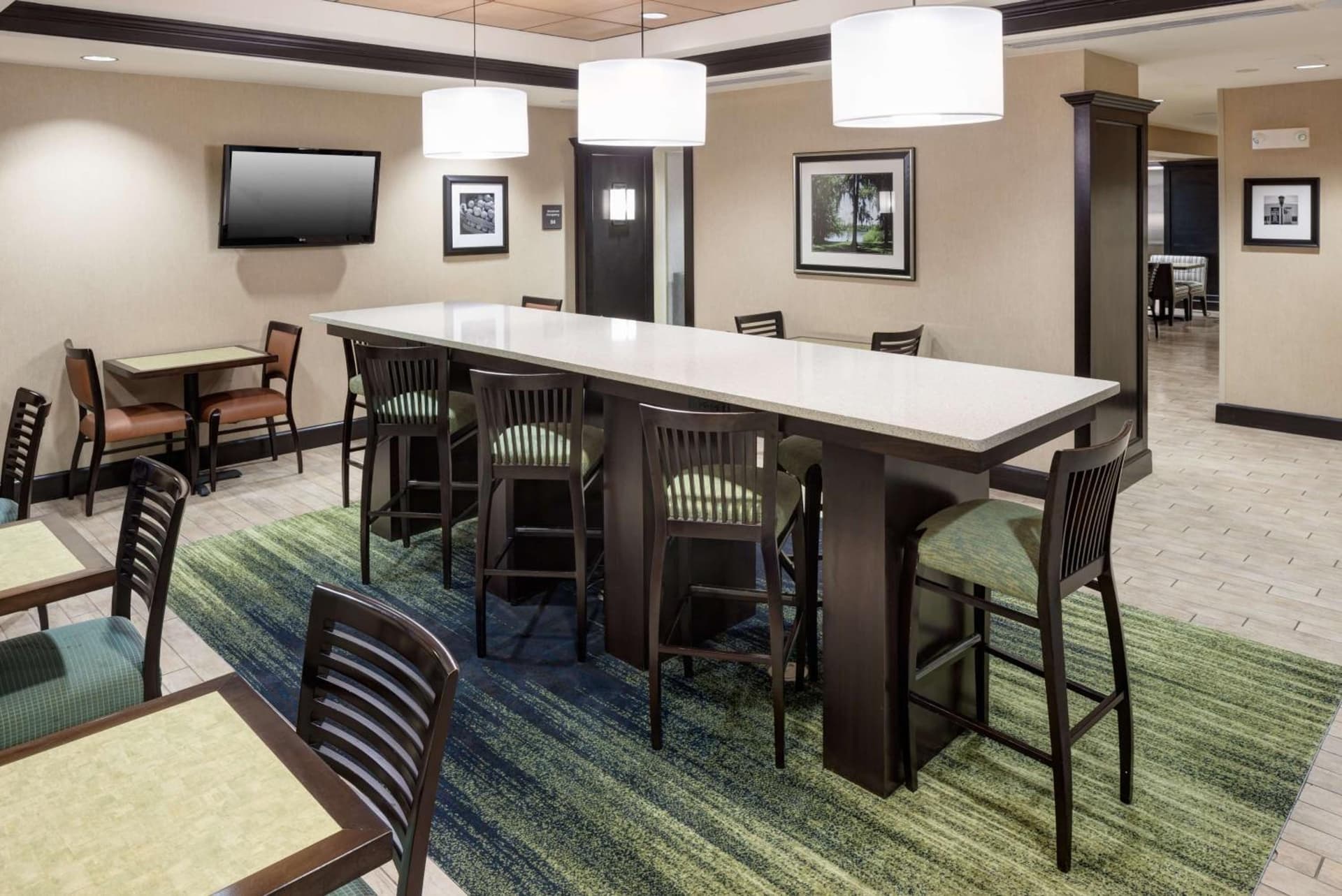 Hampton Inn Suites - Gainesville Downtown