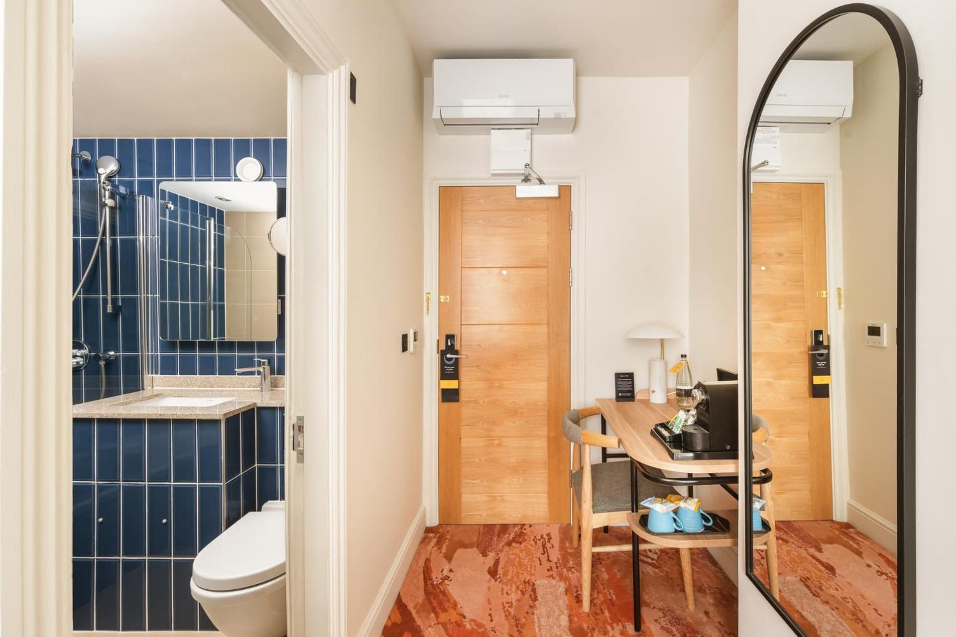 London Bloomsbury Square Hotel by IHG