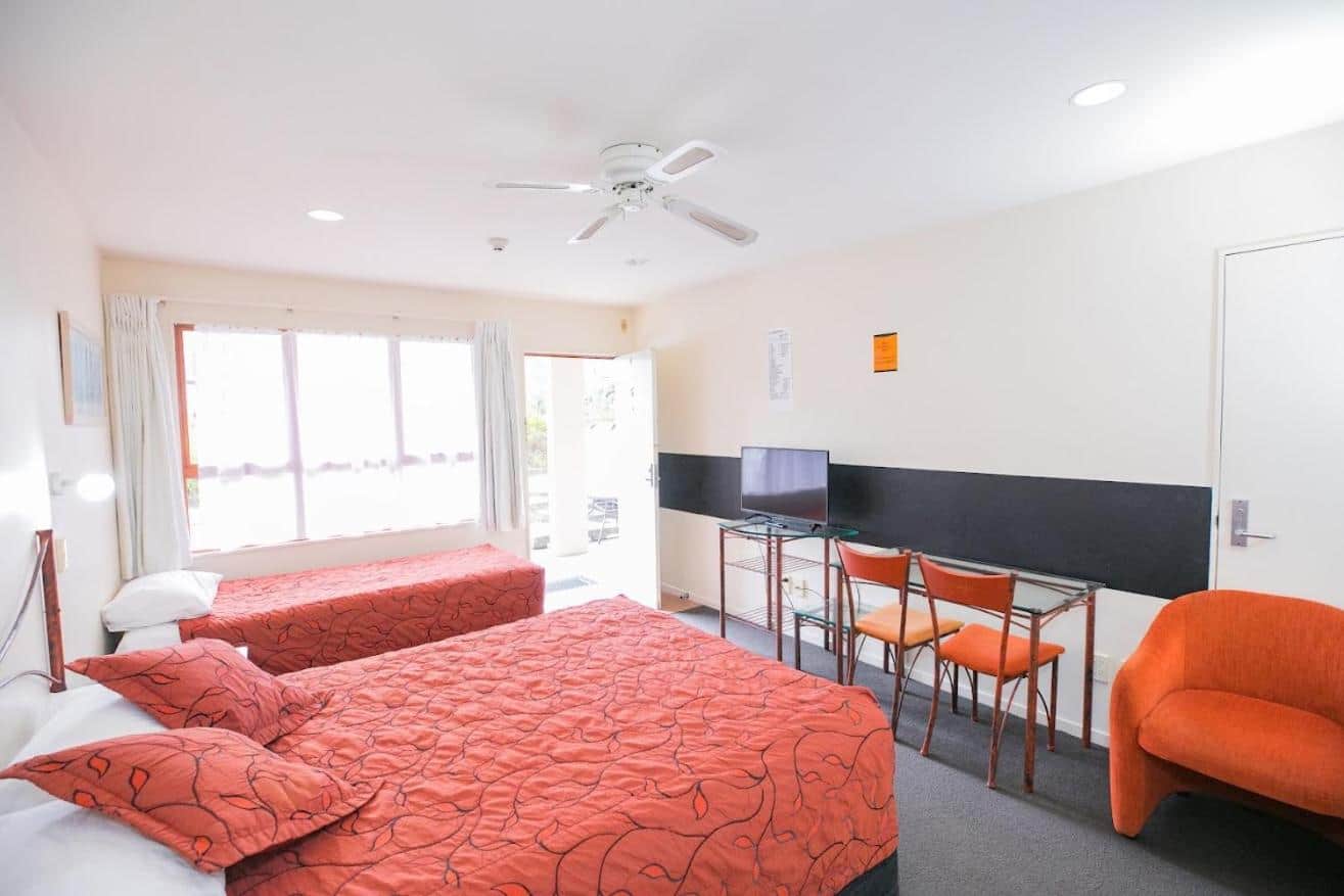 Albany Executive Motor Inn