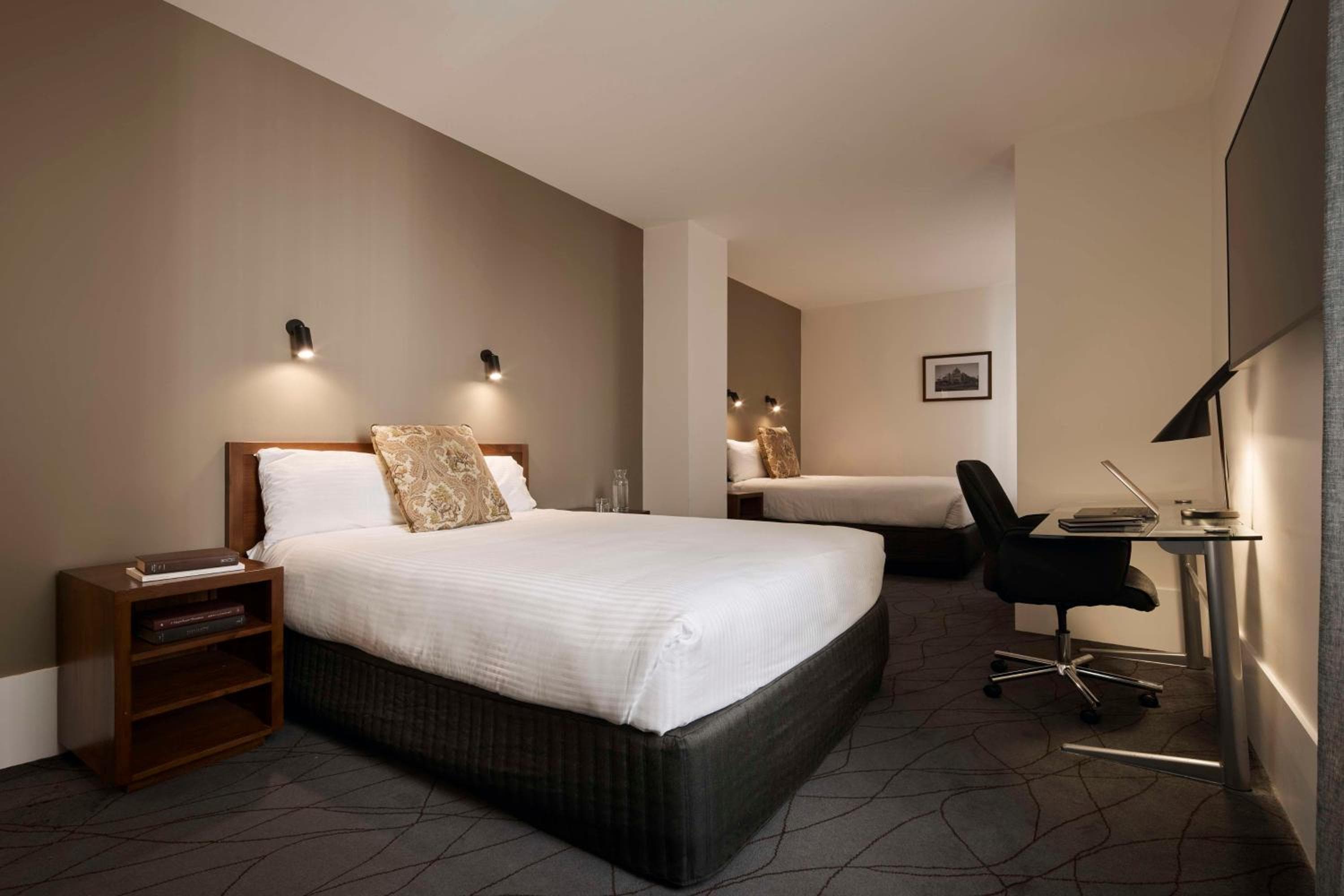 The Victoria Hotel Melbourne