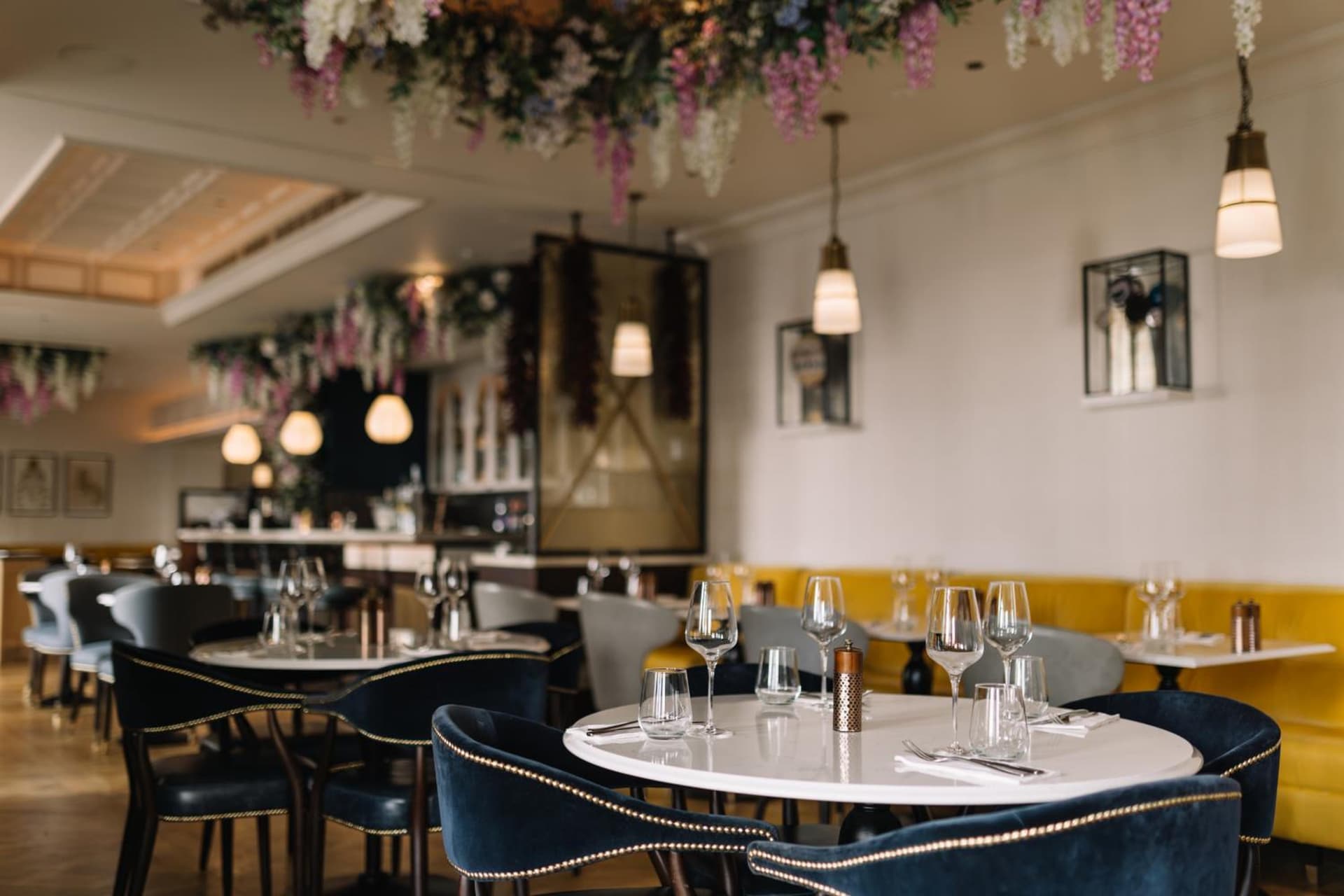 100 Queen's Gate Hotel London Kensington, Curio Collection by Hilton