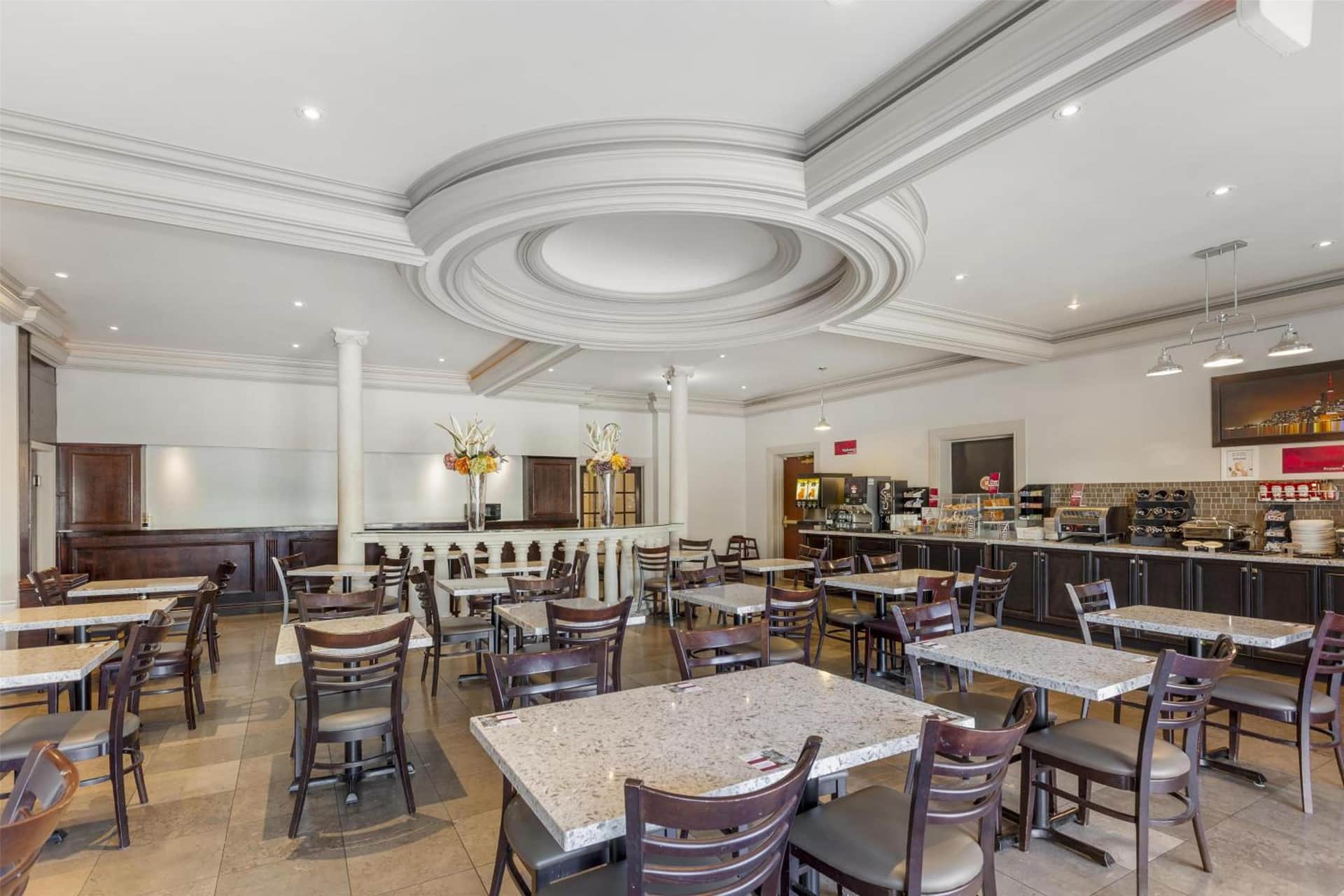 Best Western Plus Travel Hotel Toronto Airport