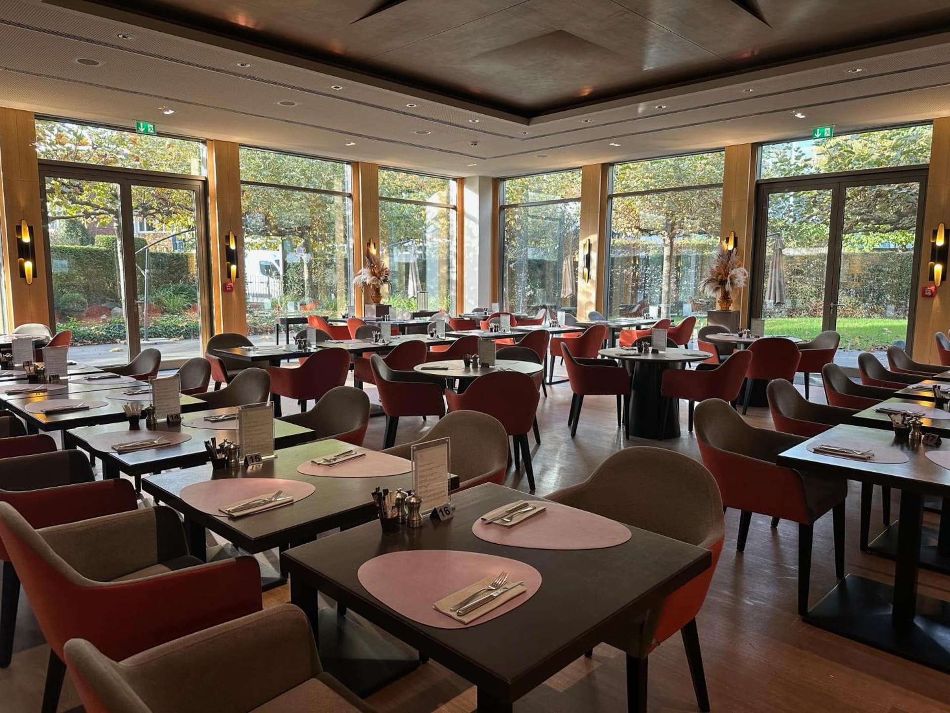 Wasserturm Hotel Cologne, Curio Collection by Hilton