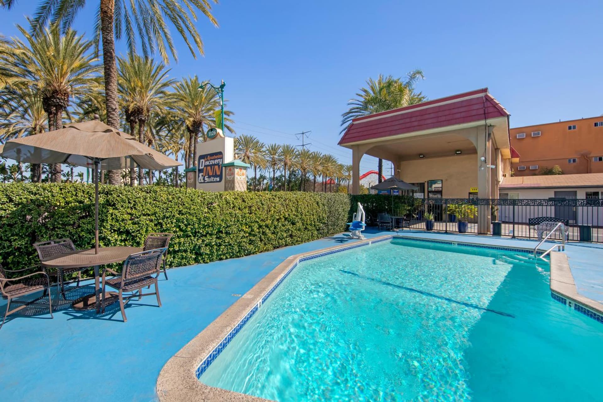 Anaheim Discovery Inn & Suites At The Park