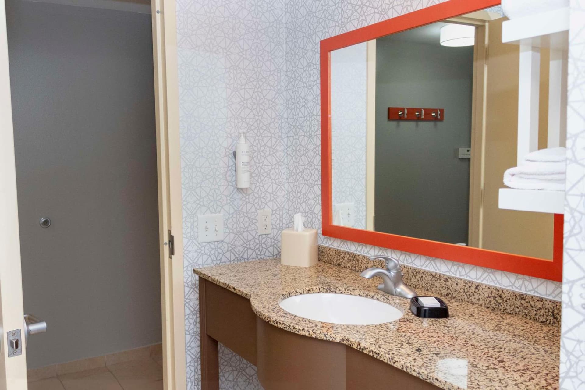 Hampton Inn & Suites Riverton