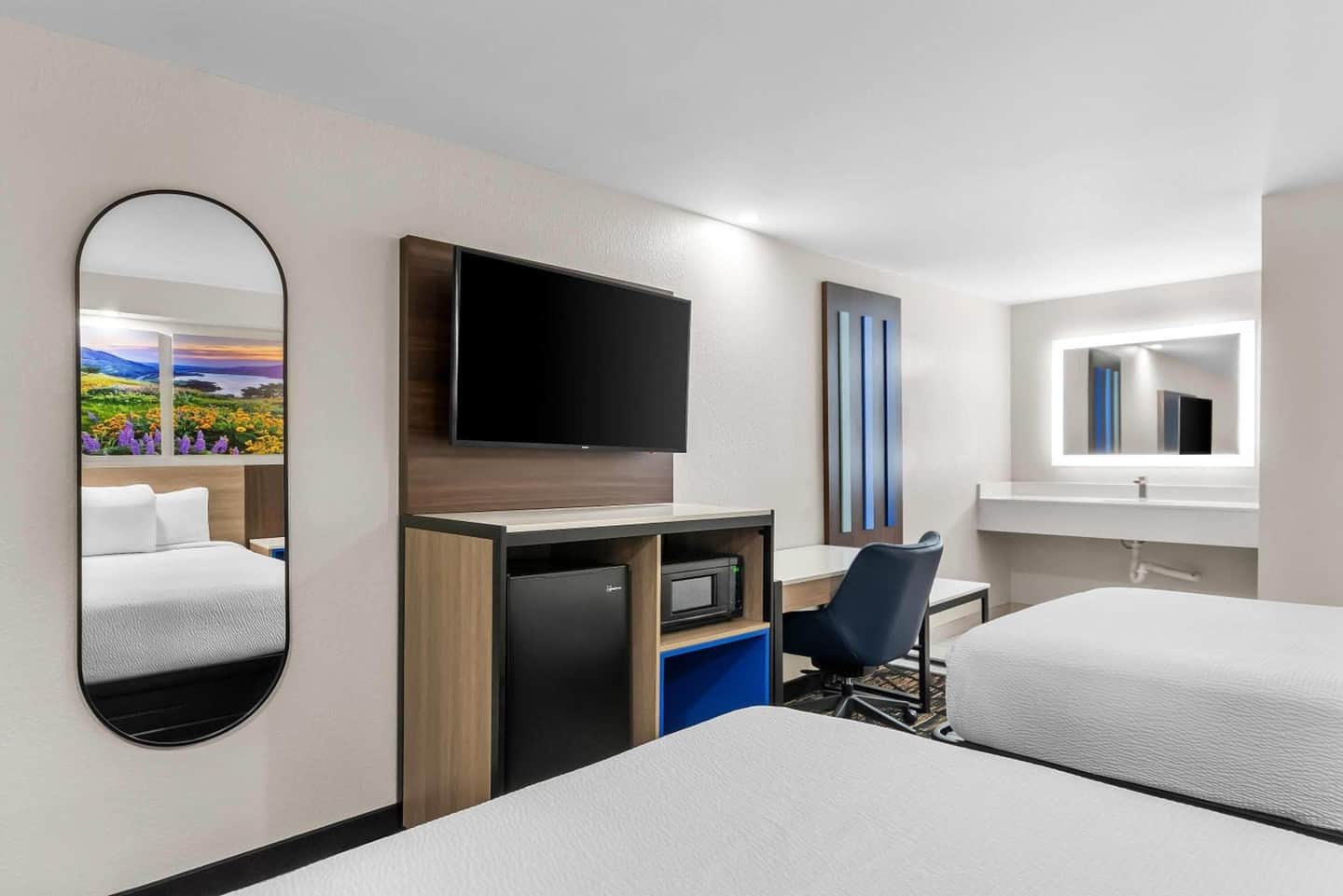 Days Inn by Wyndham Indianapolis East Post Road