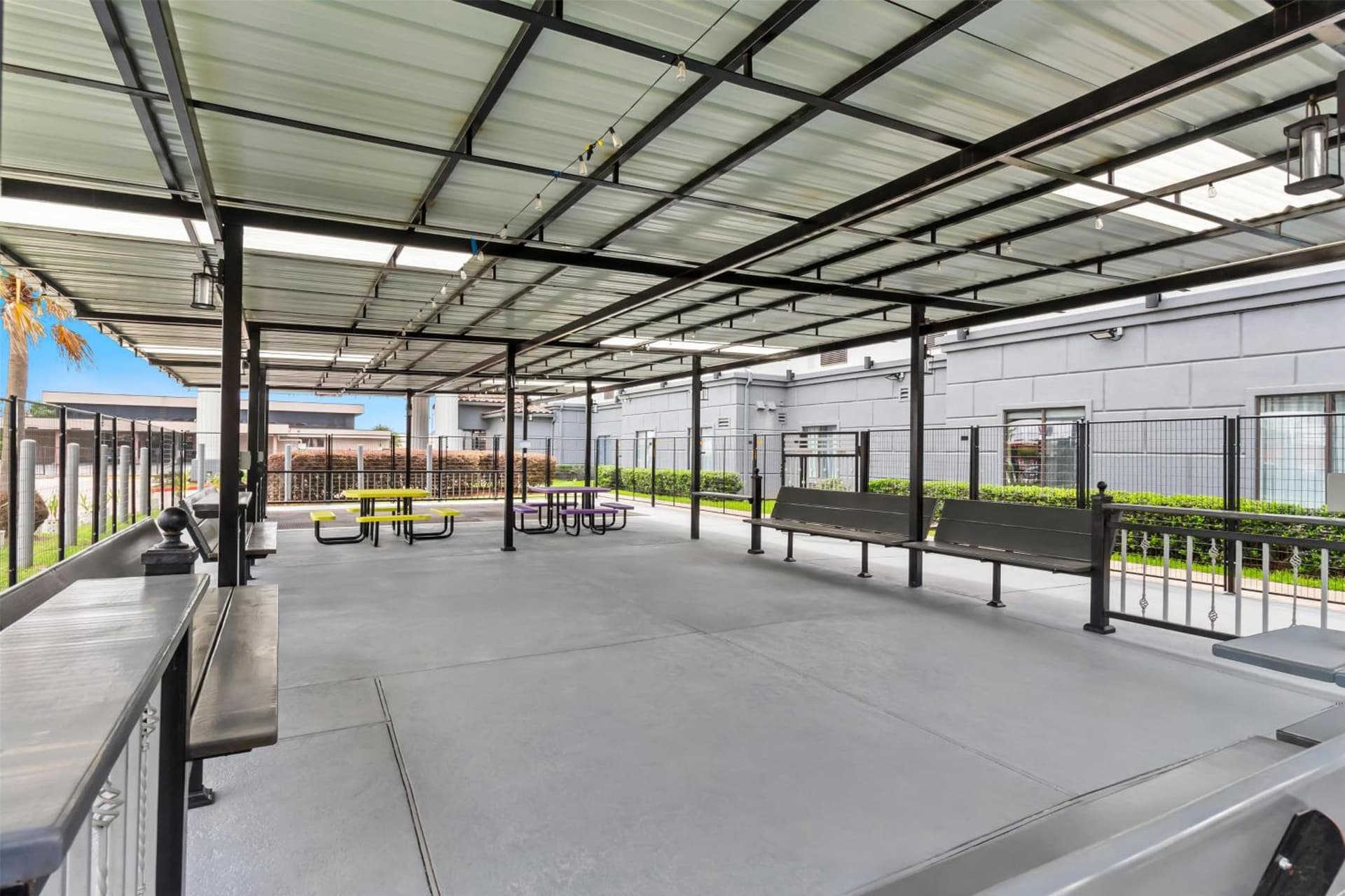 Spark by Hilton Houston Hobby Airport