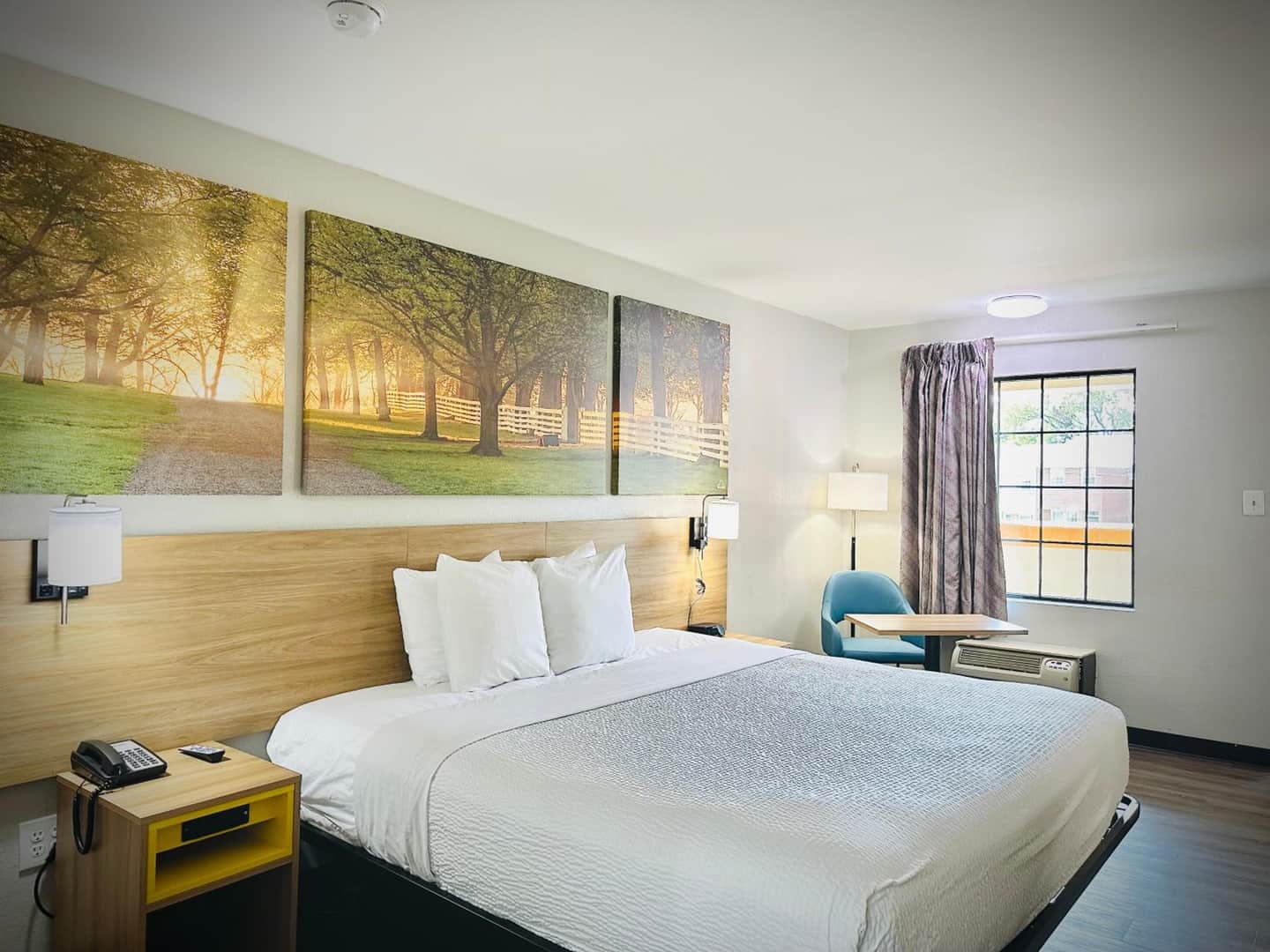 Days Inn Alexandria by Wyndham
