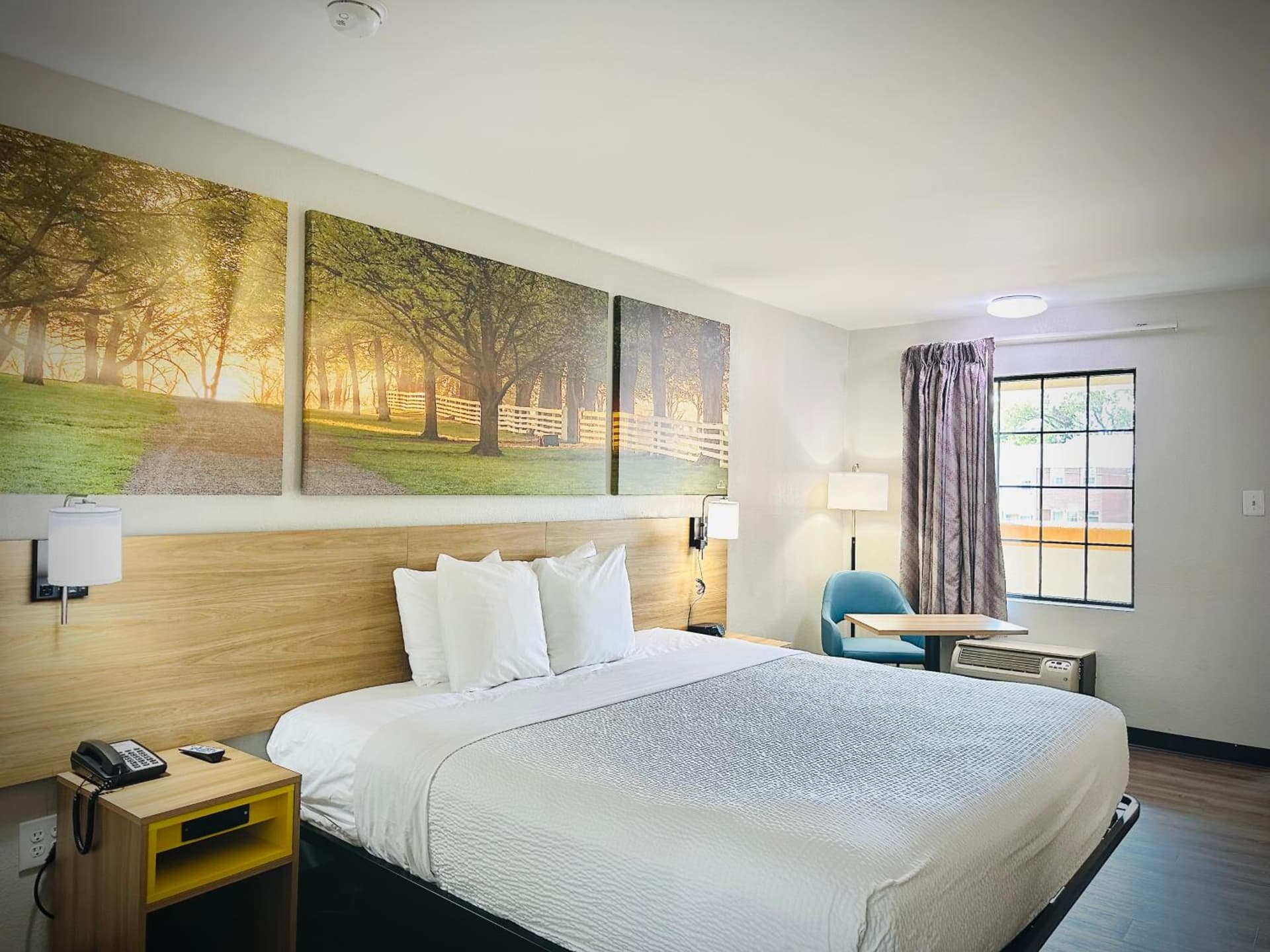 Days Inn Alexandria by Wyndham