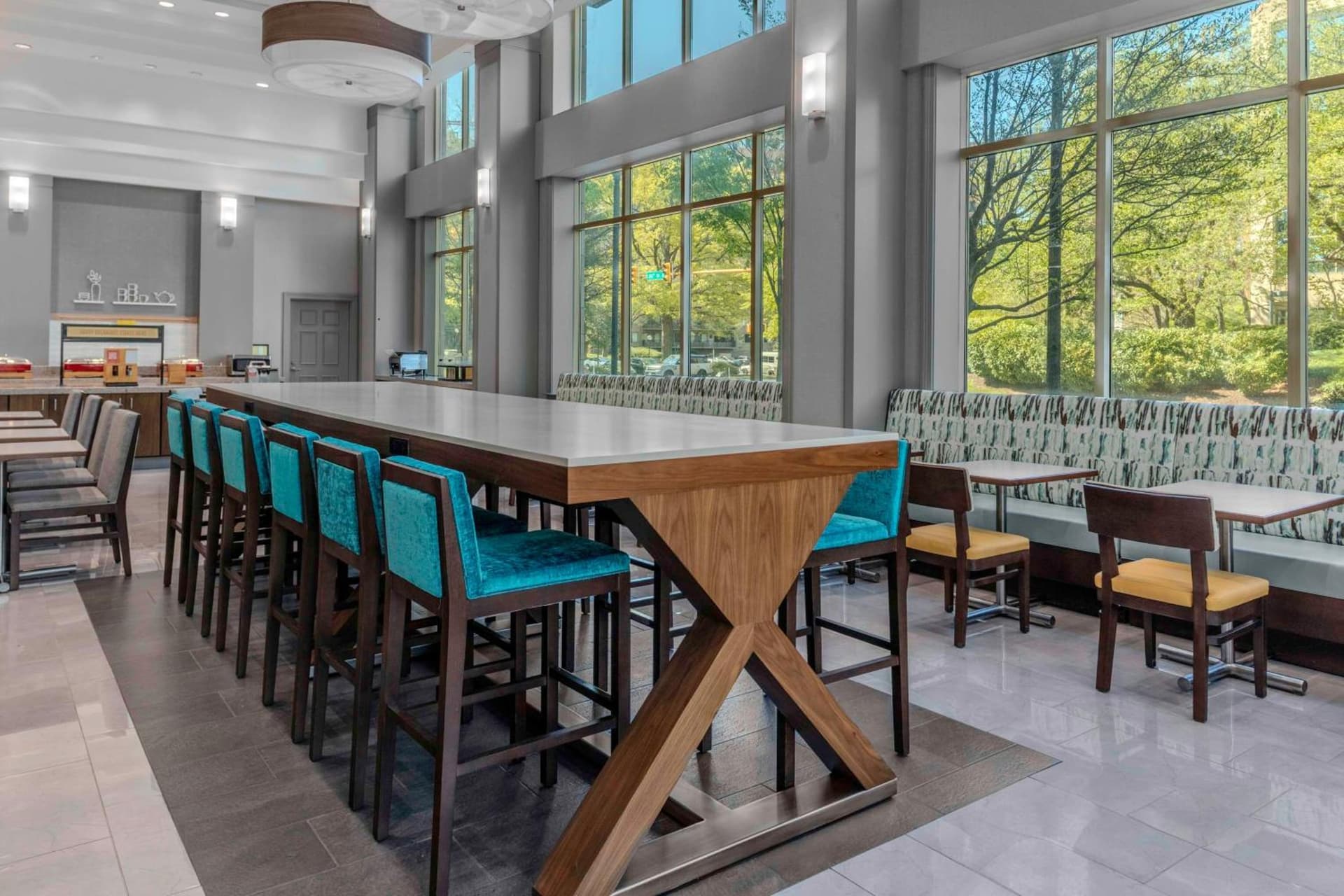 Hampton Inn & Suites Arlington Crystal City DCA
