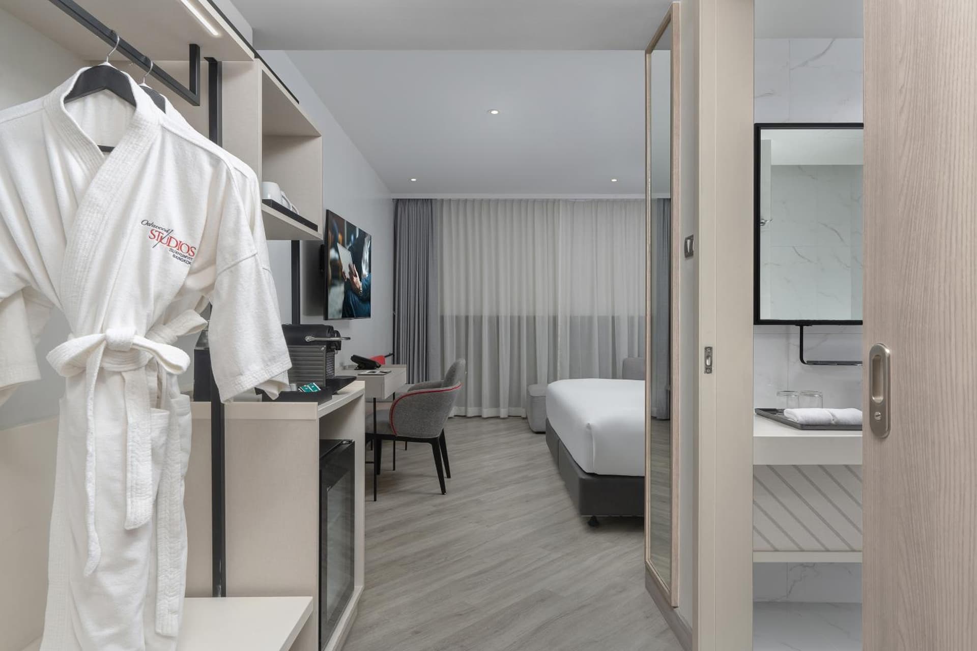 Oakwood Studios Sukhumvit Bangkok