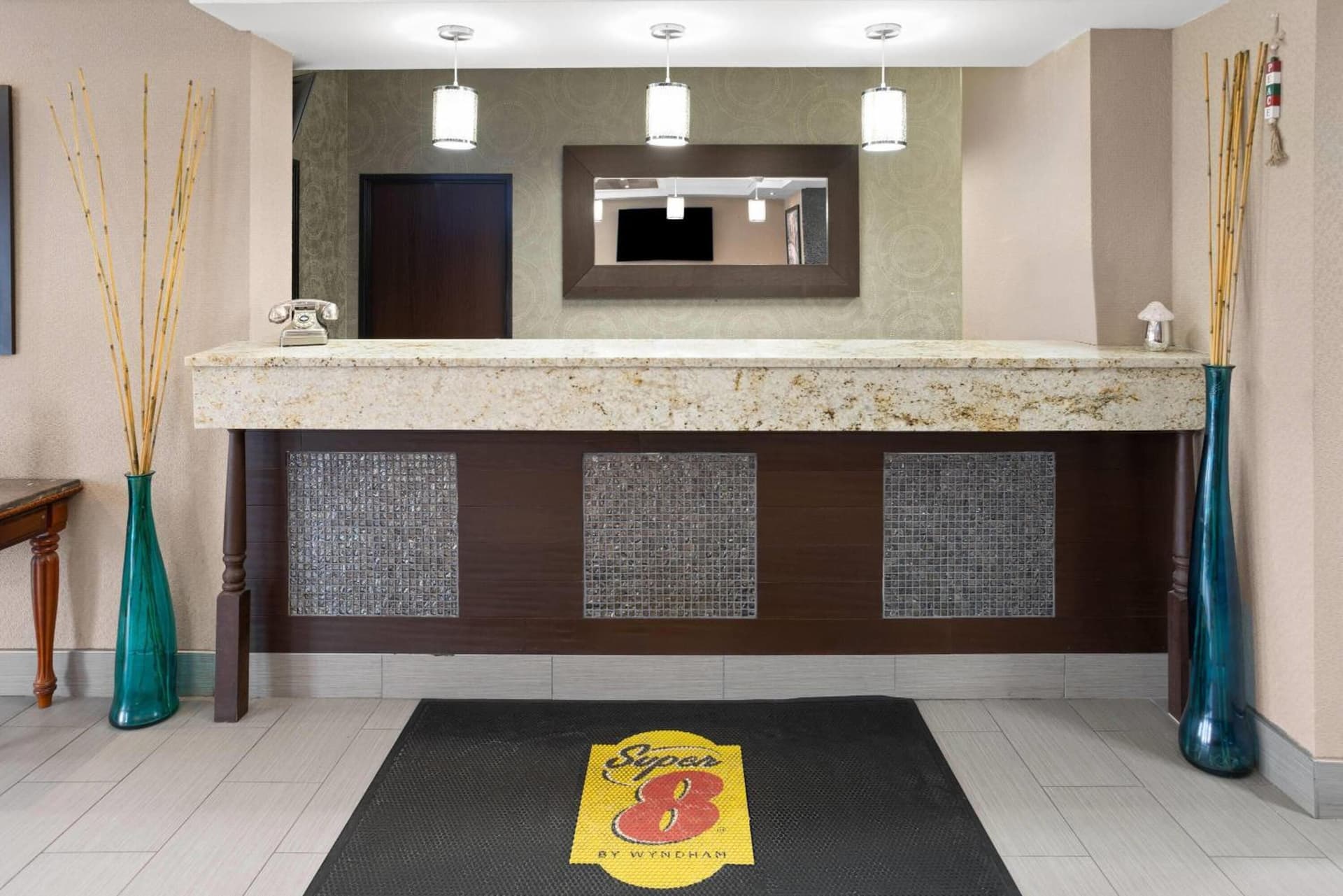 Super 8 by Wyndham Mars/Cranberry/Pittsburgh Area