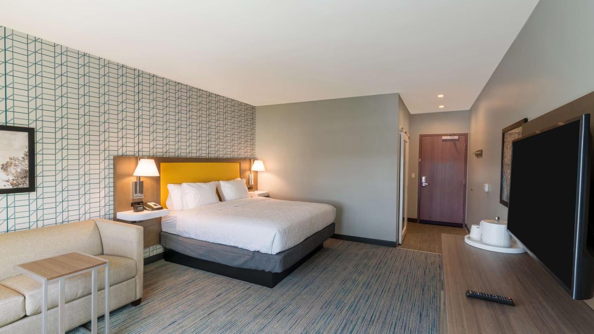 Hampton Inn Riverside Downtown