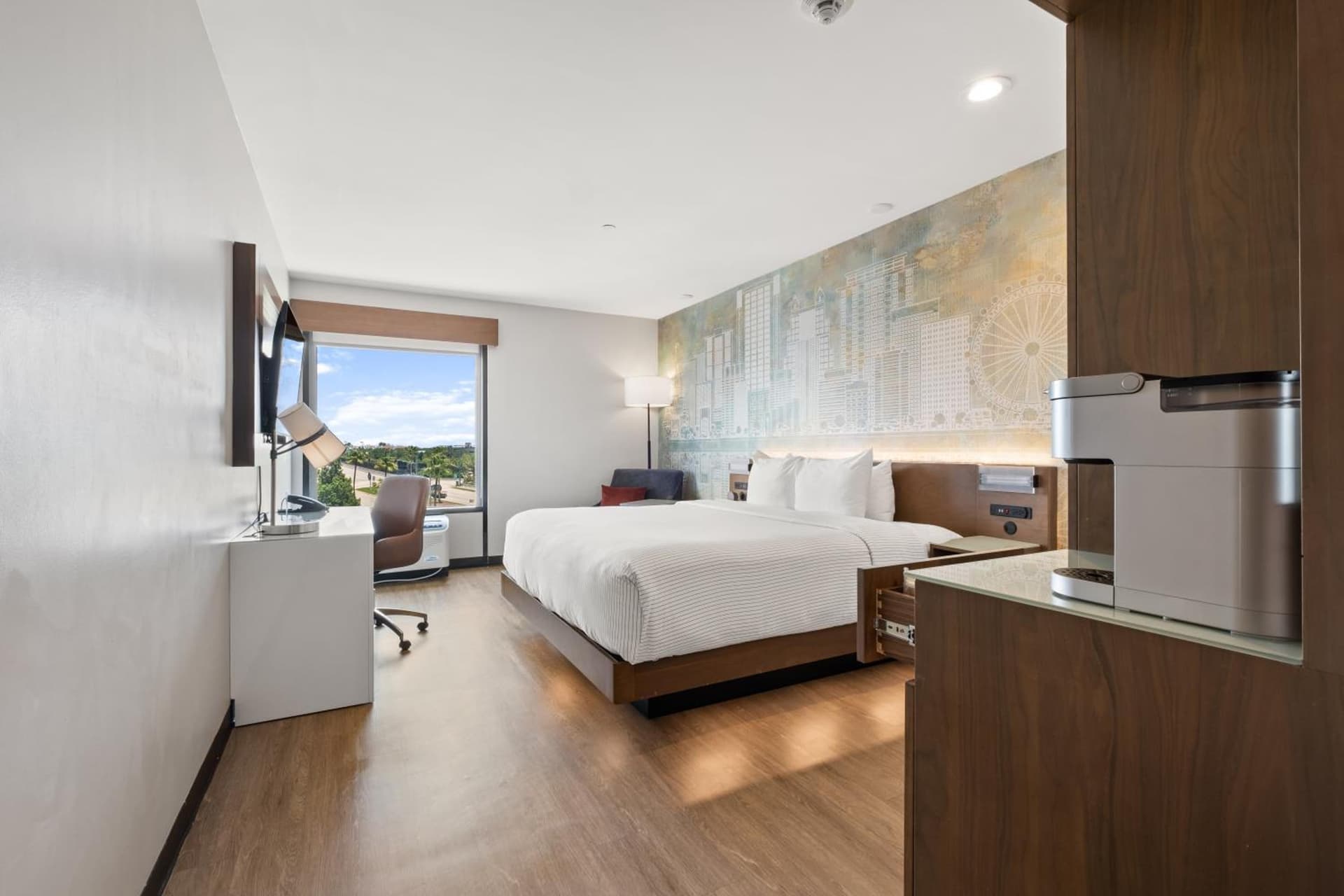 Cambria Hotel Orlando near Universal Theme Parks
