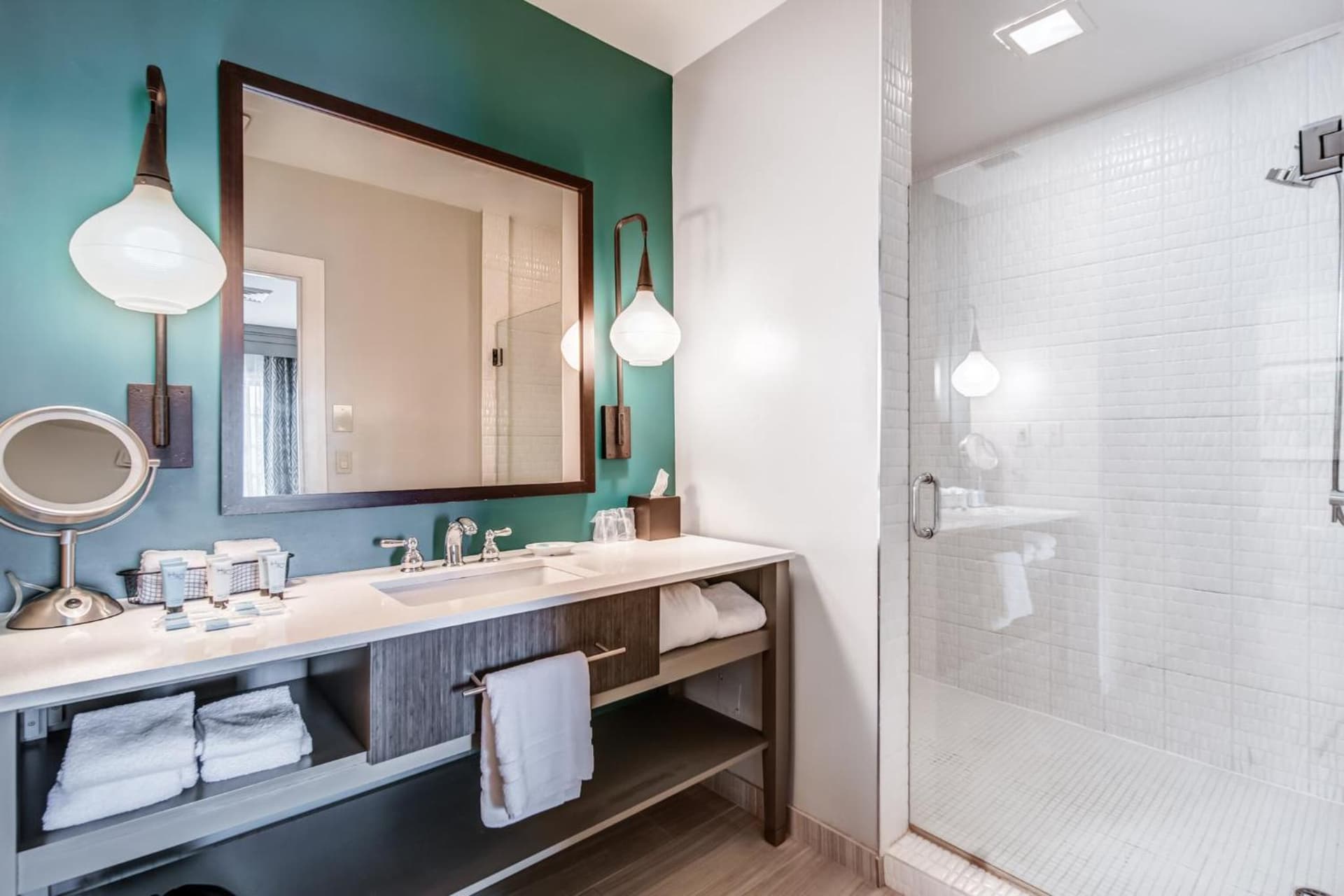Hotel Indigo Atlanta-Vinings Ballpark Area by IHG