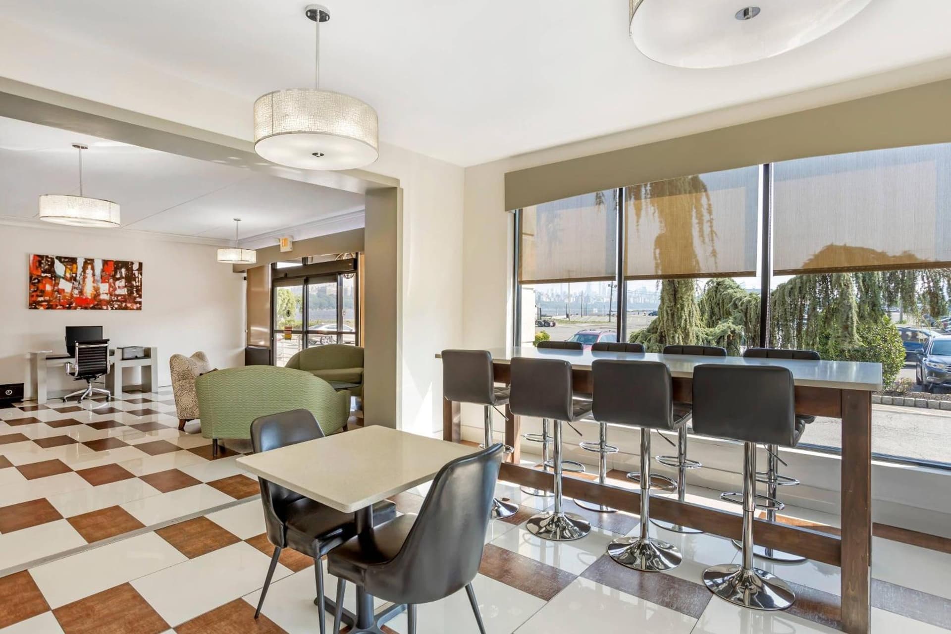 Comfort Inn Edgewater on Hudson River