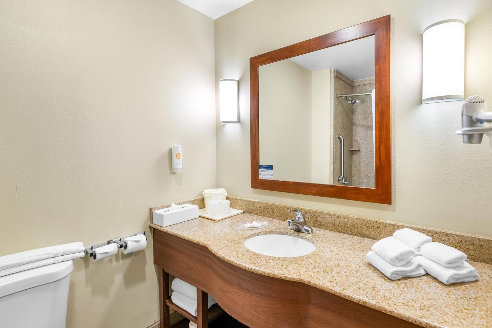 Comfort Suites Orlando Airport