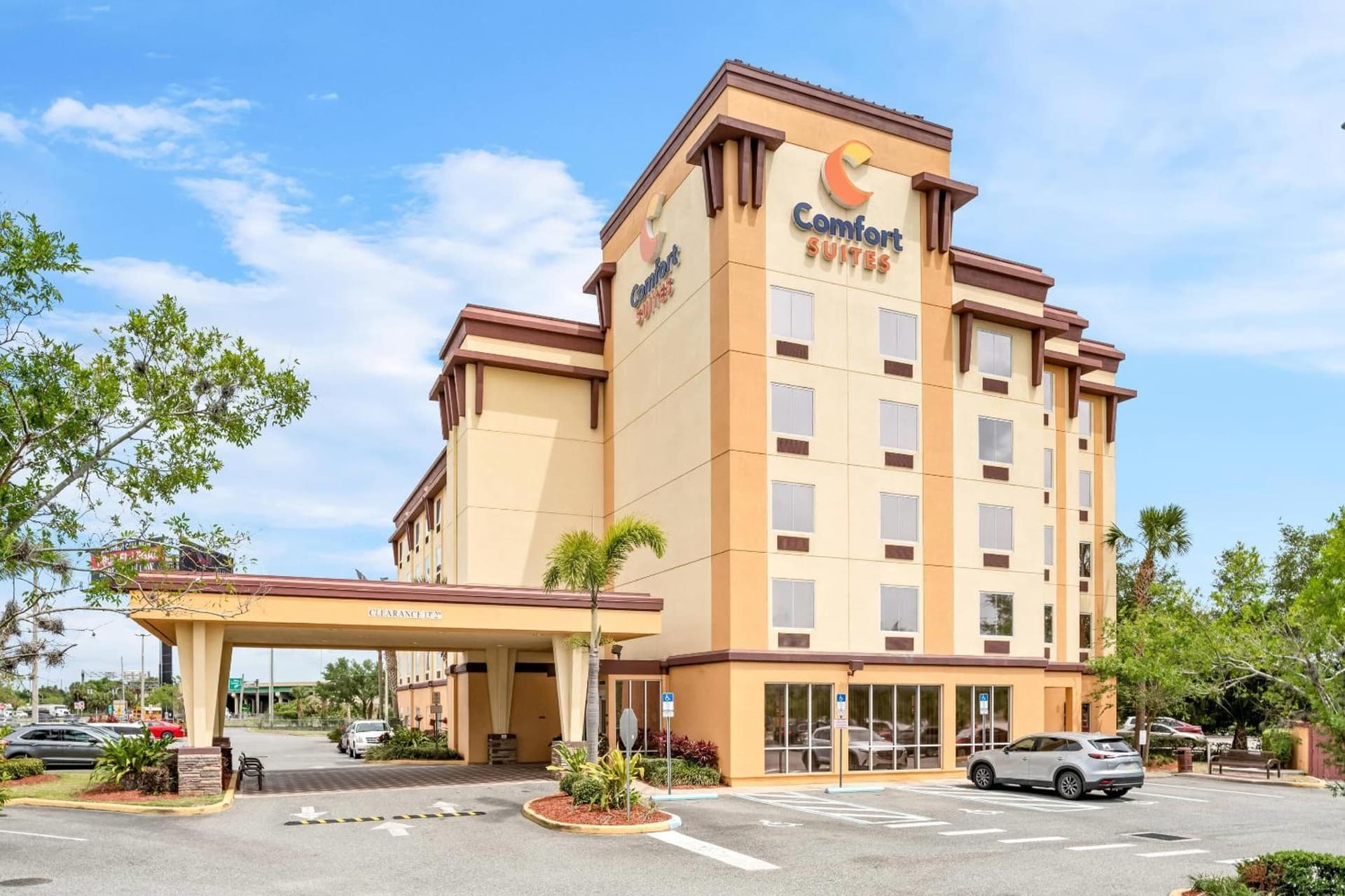 Comfort Suites Orlando Airport