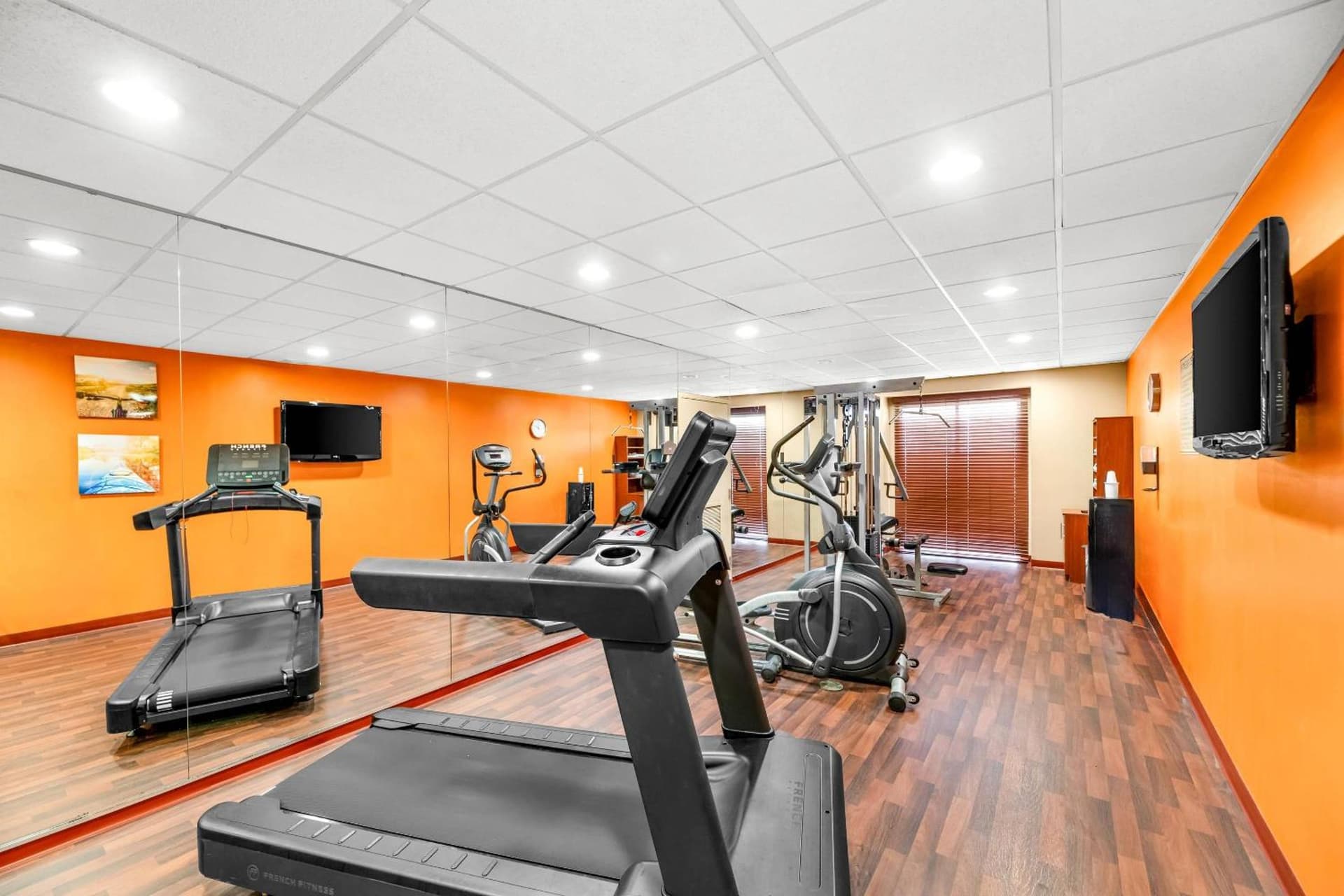 Comfort Suites Orlando Airport