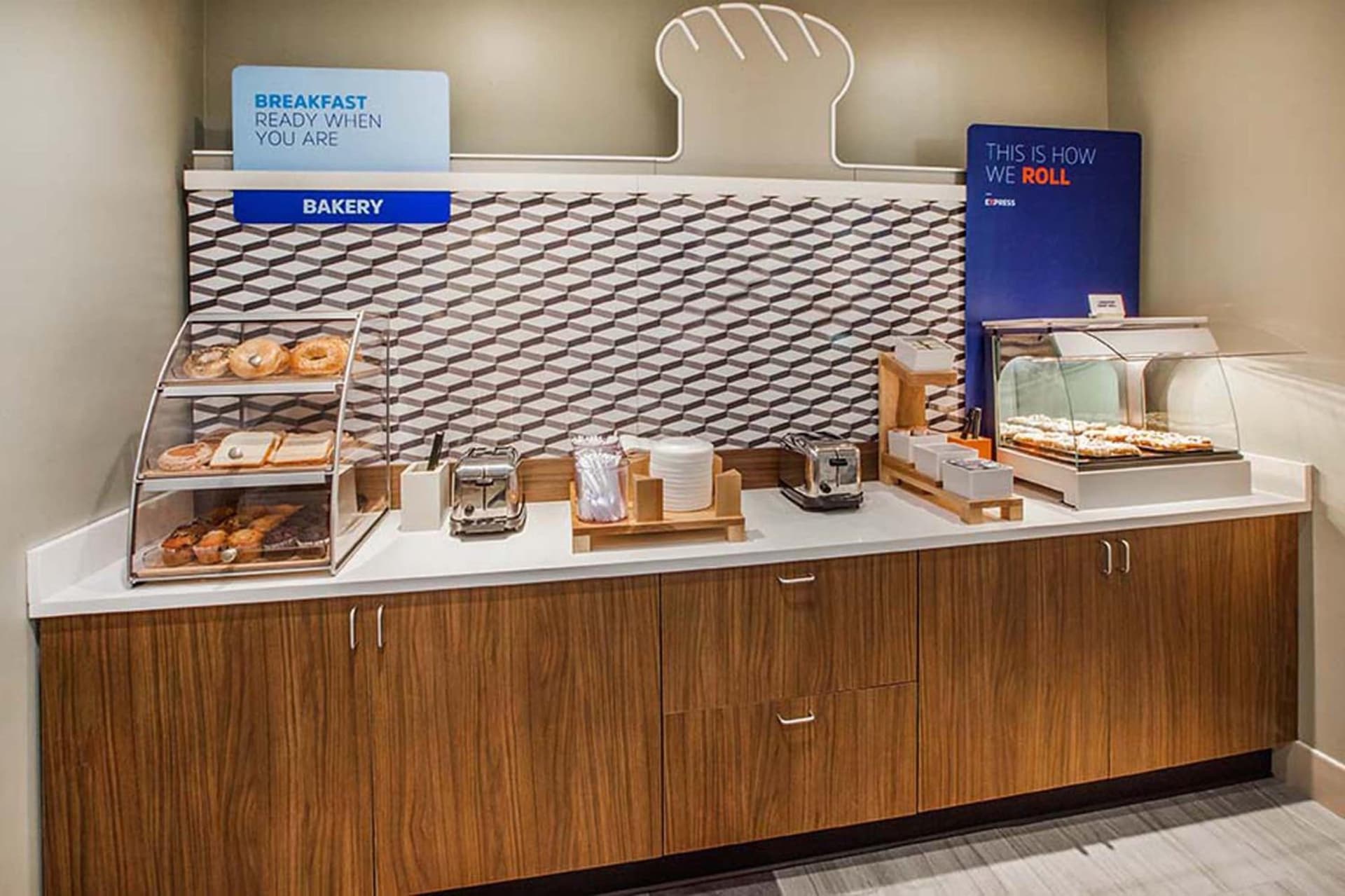 Holiday Inn Express Edmonton Downtown by IHG