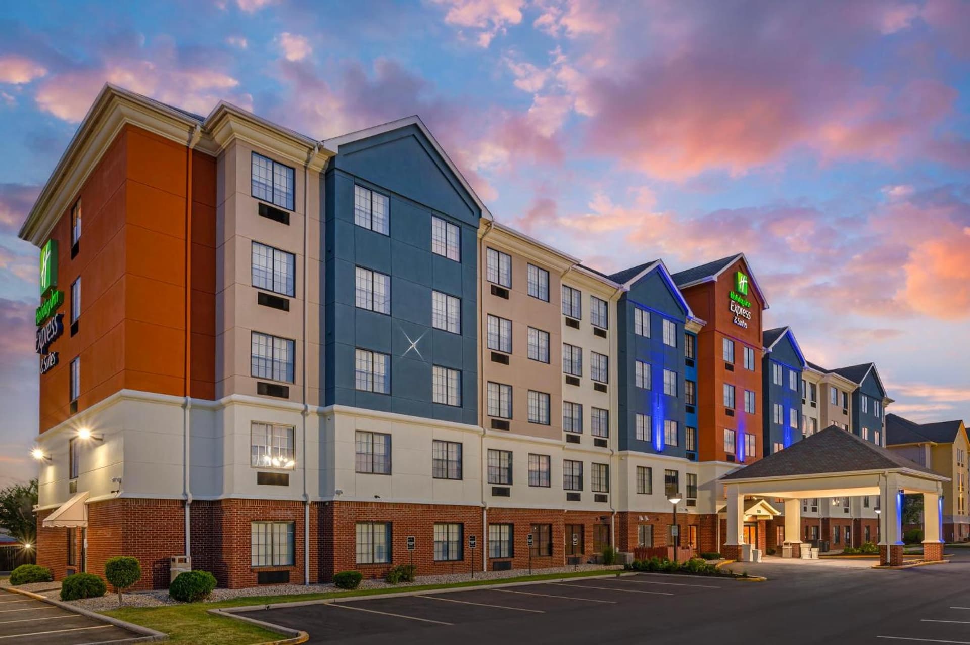 Holiday Inn Express & Suites - Indianapolis - East