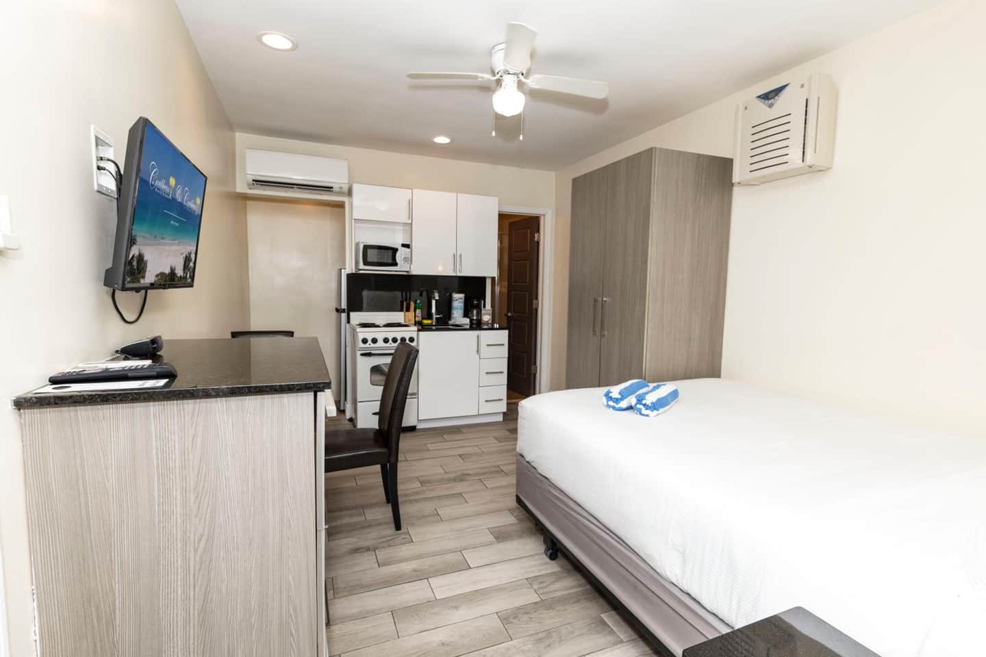 Caribbean Resort Suites