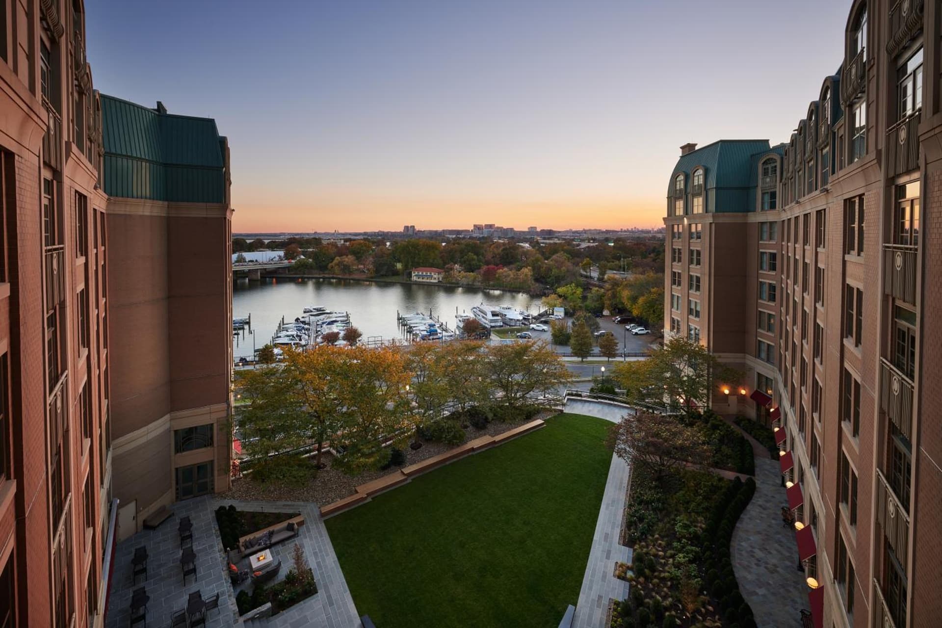 The Potomac Hotel, Autograph Collection