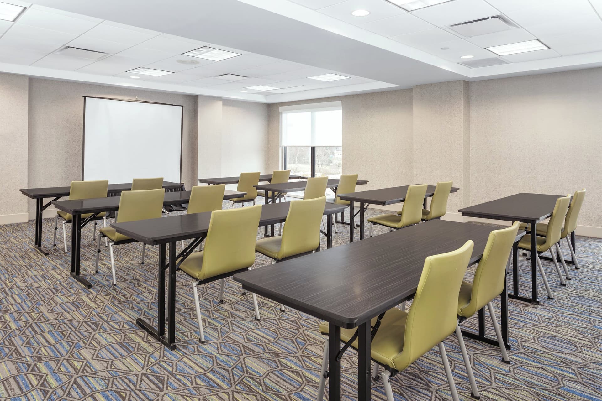 Holiday Inn Express & Suites South Portland