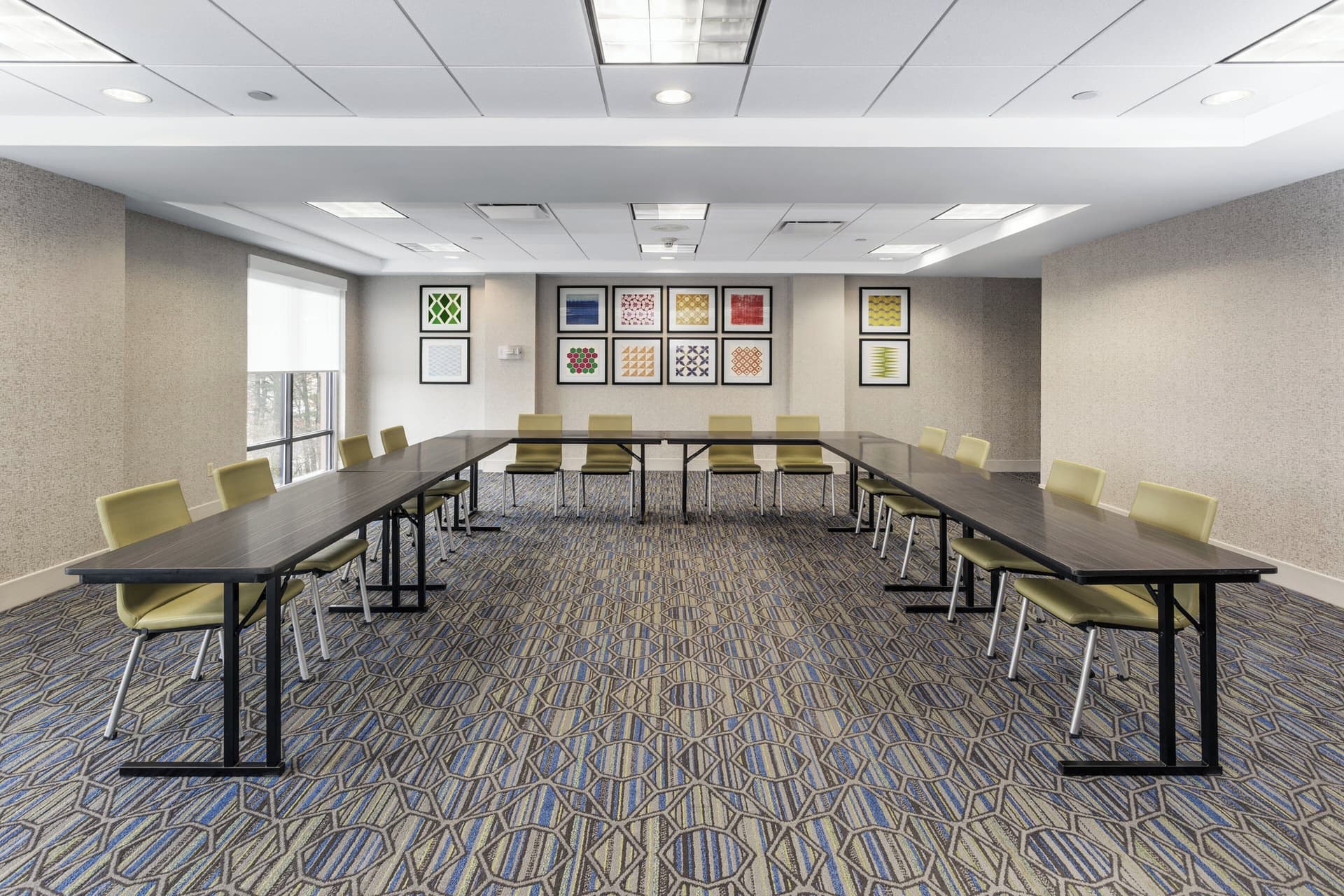 Holiday Inn Express & Suites South Portland