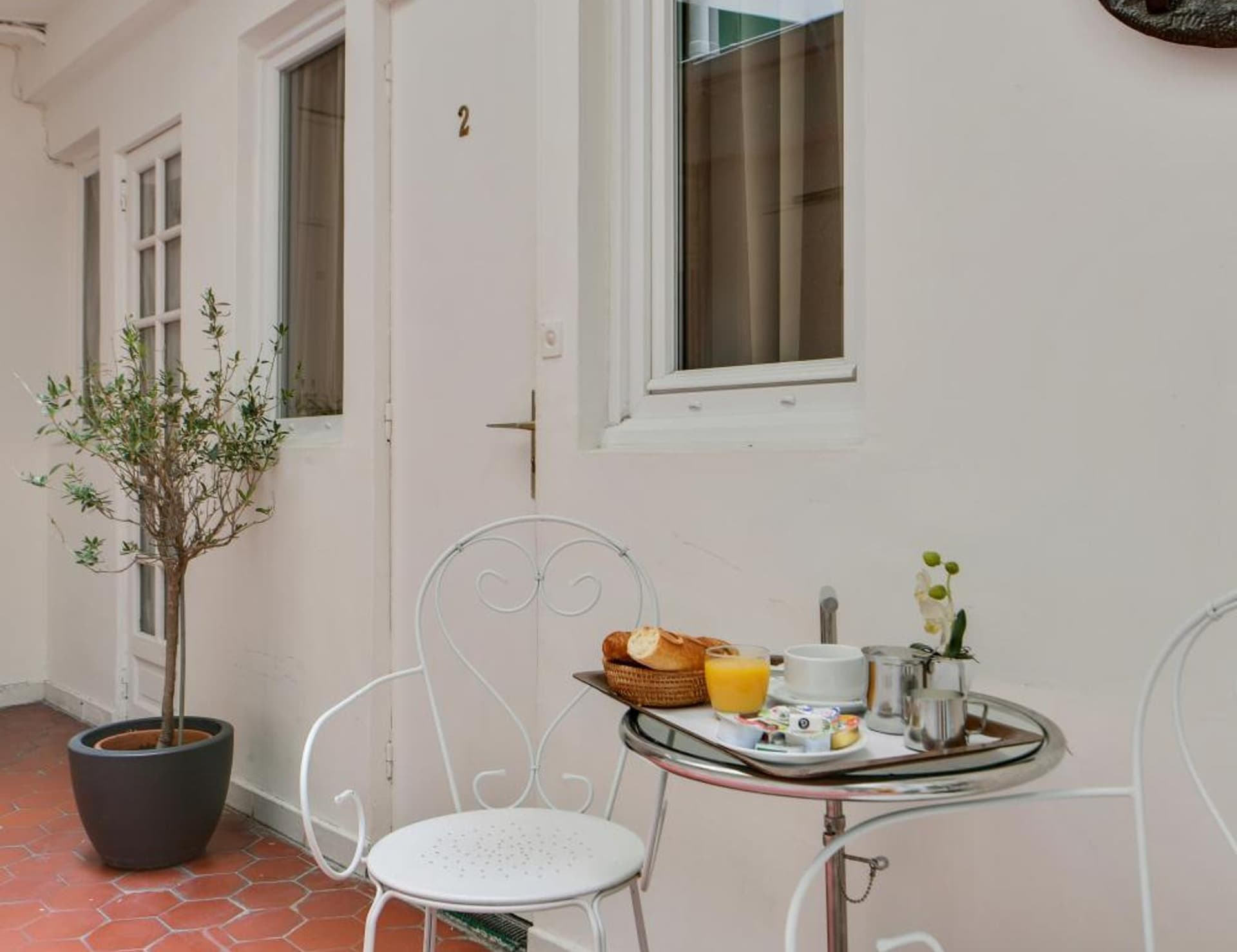 Louisa Hôtel