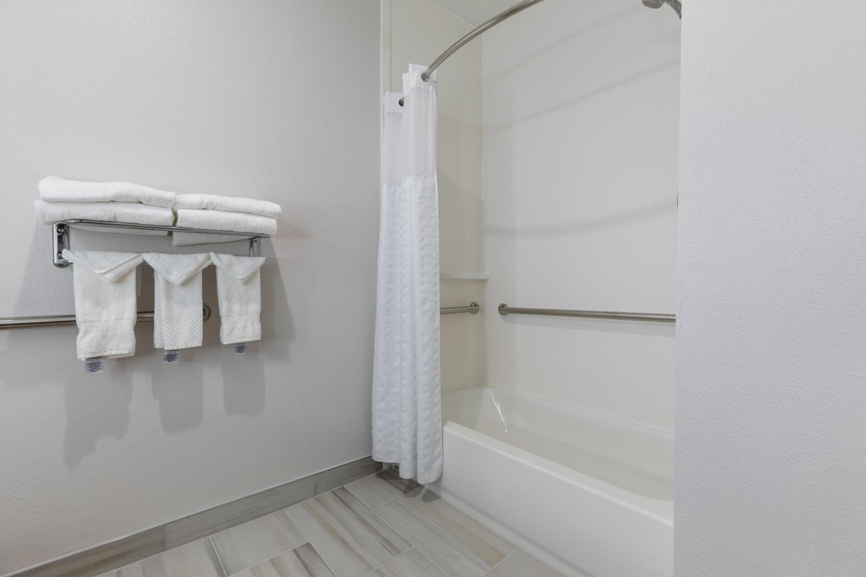 Comfort Suites Lombard/Addison