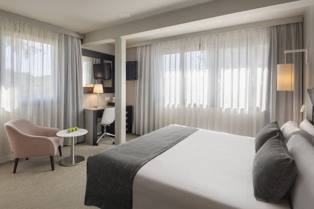 Salles Hotel Aeroport de Girona